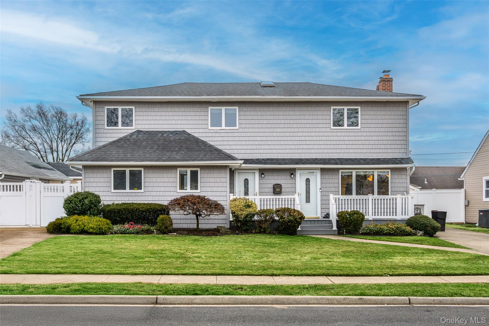 #1 photo, 1396 Wilson Road, নাসাউ কাউন্টি East Meadow , NY 11554