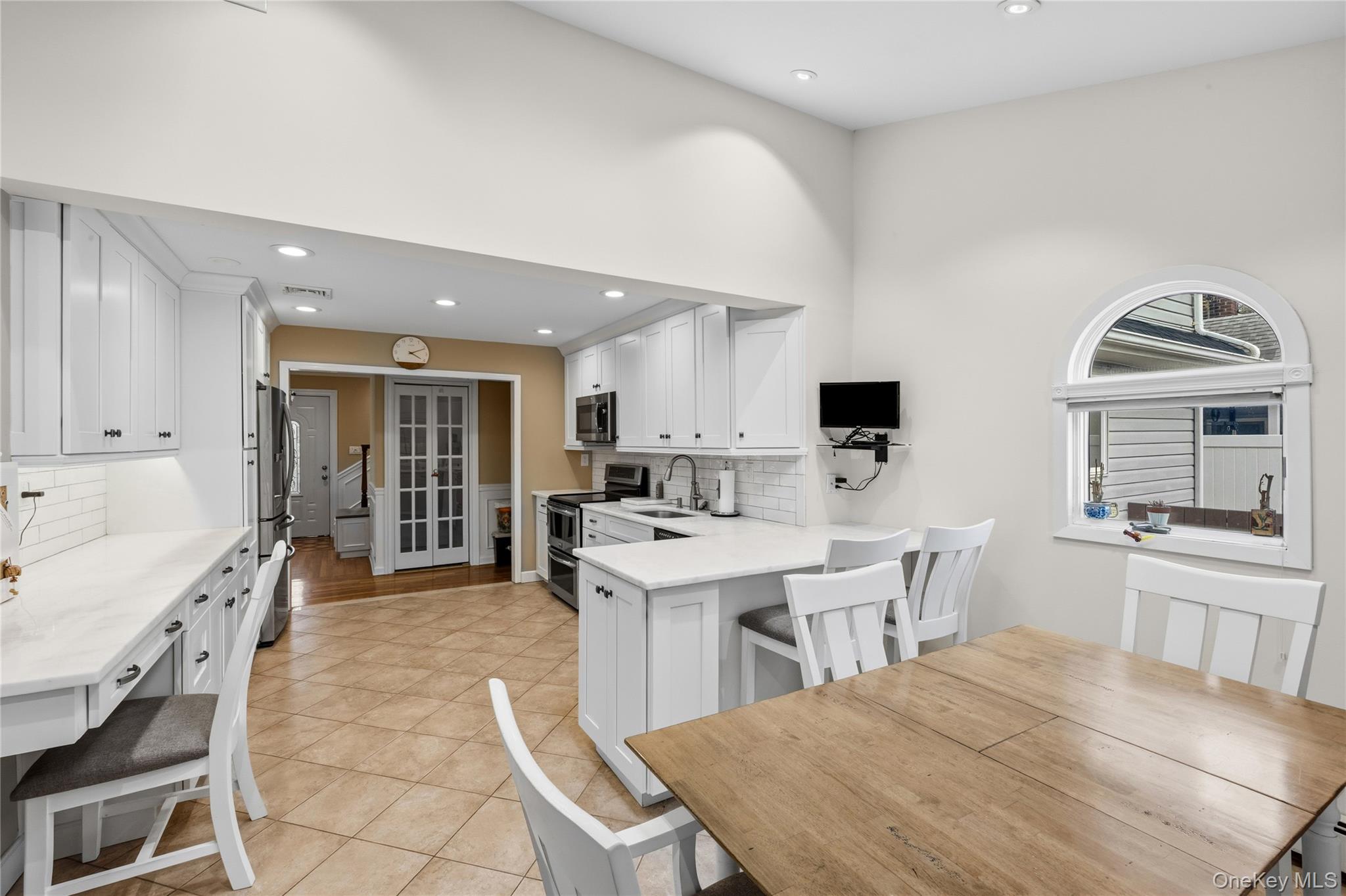 #9 photo, 1396 Wilson Road, নাসাউ কাউন্টি East Meadow , NY 11554