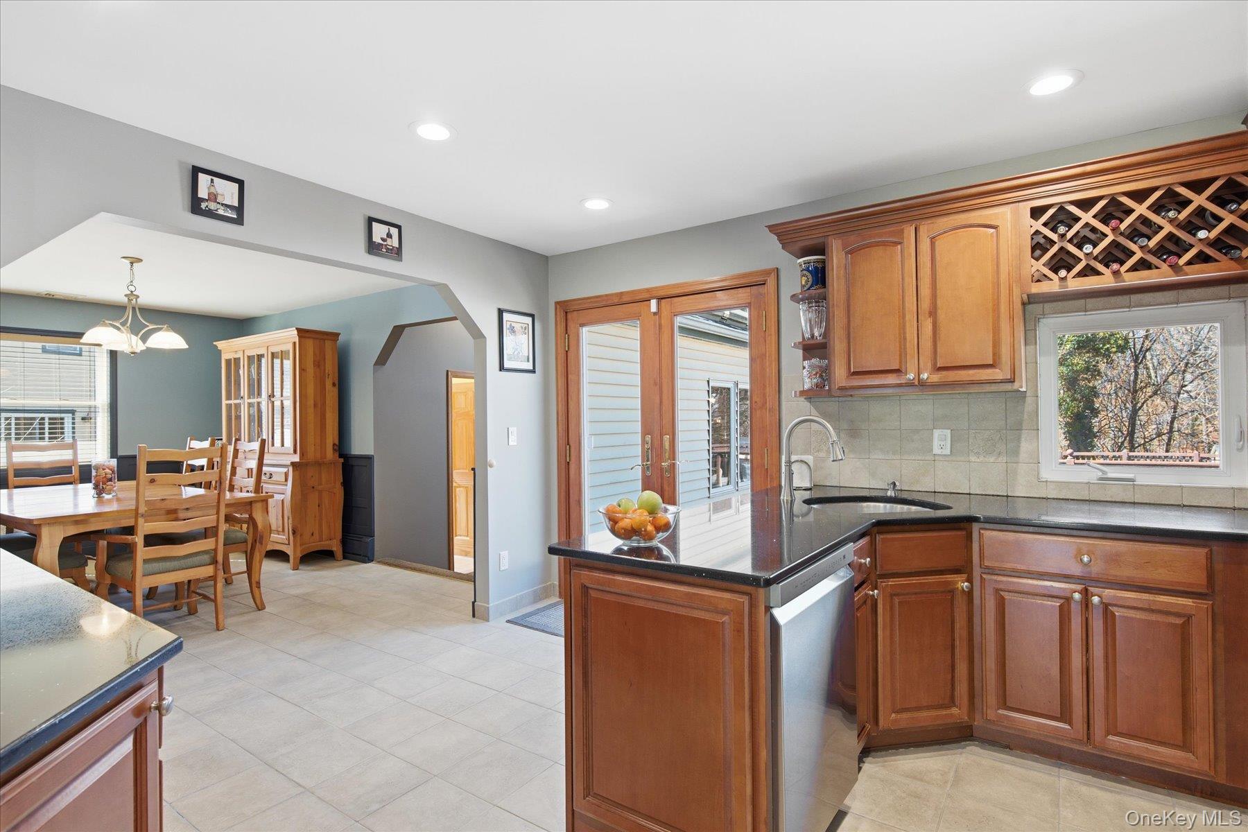 #14 photo, 8 Natalie Court, সাফোক কাউন্টি Ronkonkoma , NY 11779