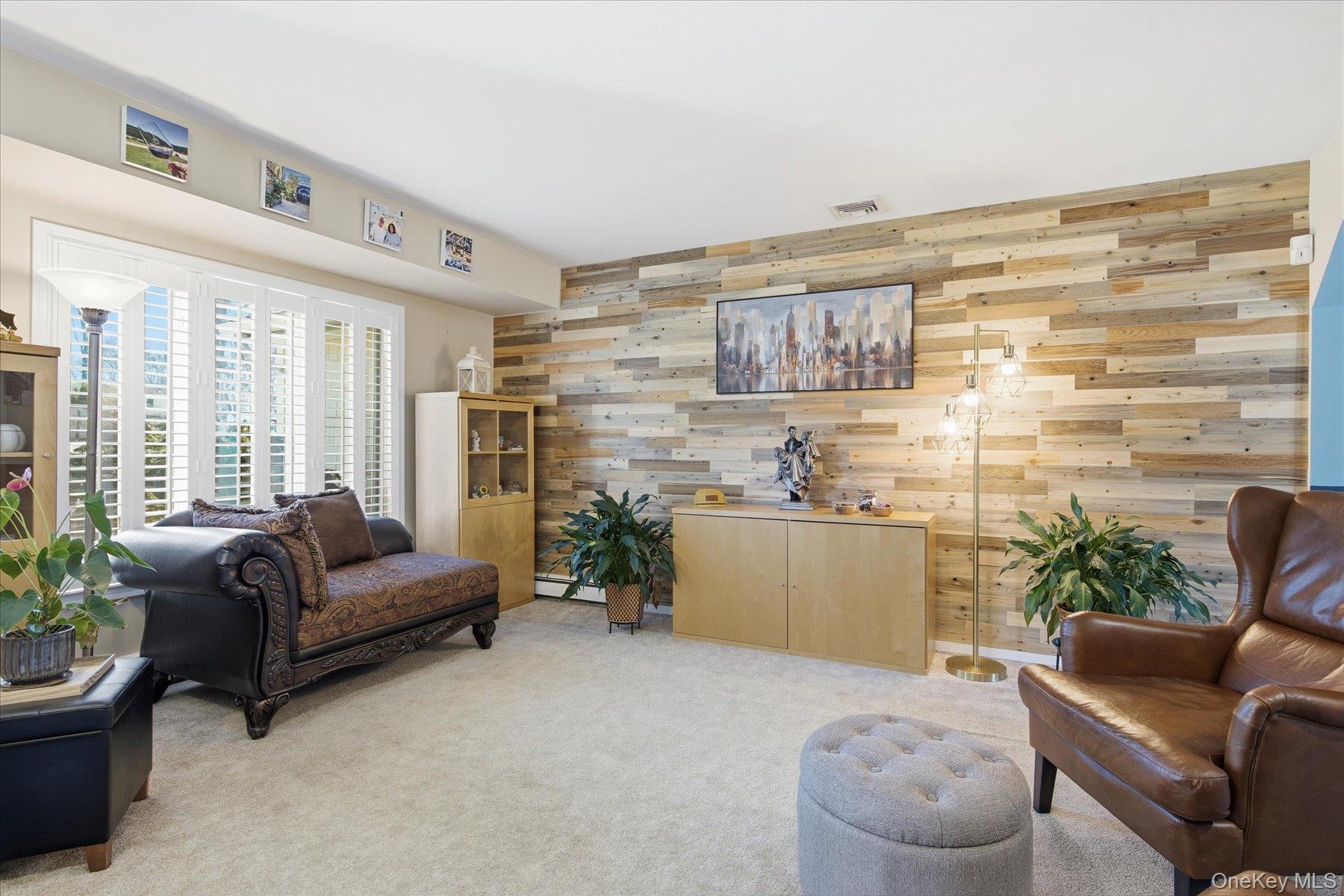 #8 photo, 8 Natalie Court, সাফোক কাউন্টি Ronkonkoma , NY 11779