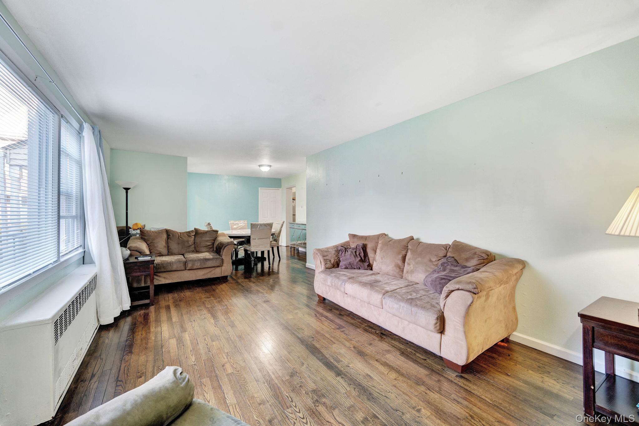 #7 photo, 1570 Grand Avenue, 롱 아일랜드 North Baldwin , NY 11510