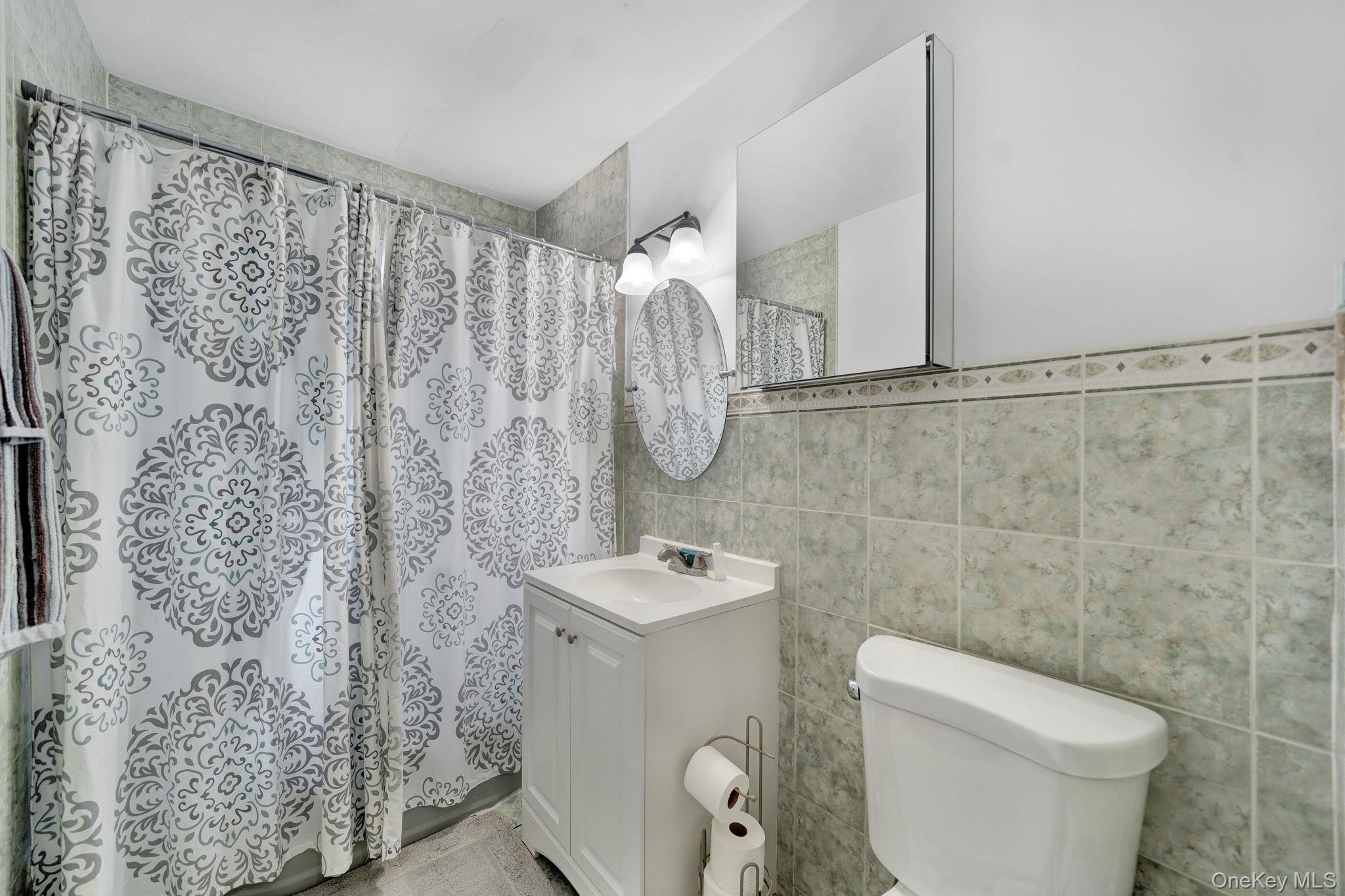 #9 photo, 1570 Grand Avenue, 롱 아일랜드 North Baldwin , NY 11510