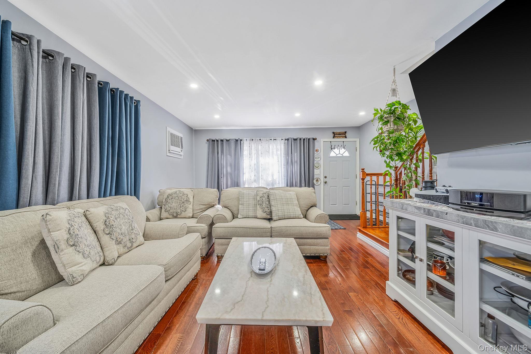 #11 photo, 13314 Hawtree Creek Road, কুইন্‌স South Ozone Park , NY 11420