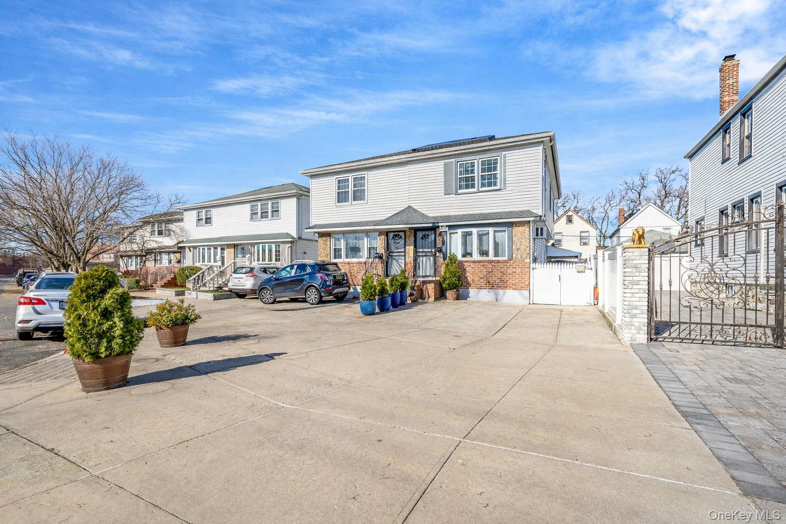 #3 photo, 13314 Hawtree Creek Road, কুইন্‌স South Ozone Park , NY 11420