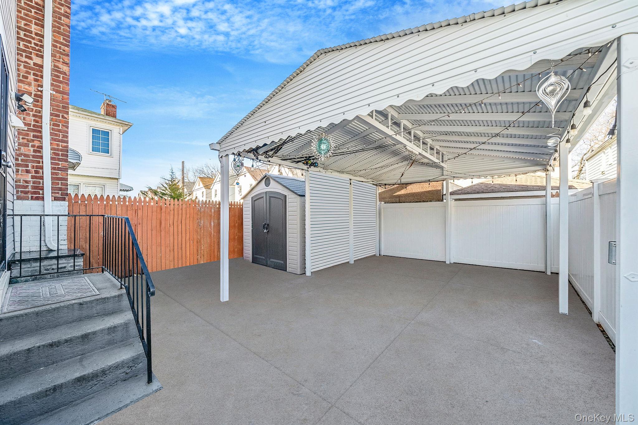 #4 photo, 13314 Hawtree Creek Road, কুইন্‌স South Ozone Park , NY 11420