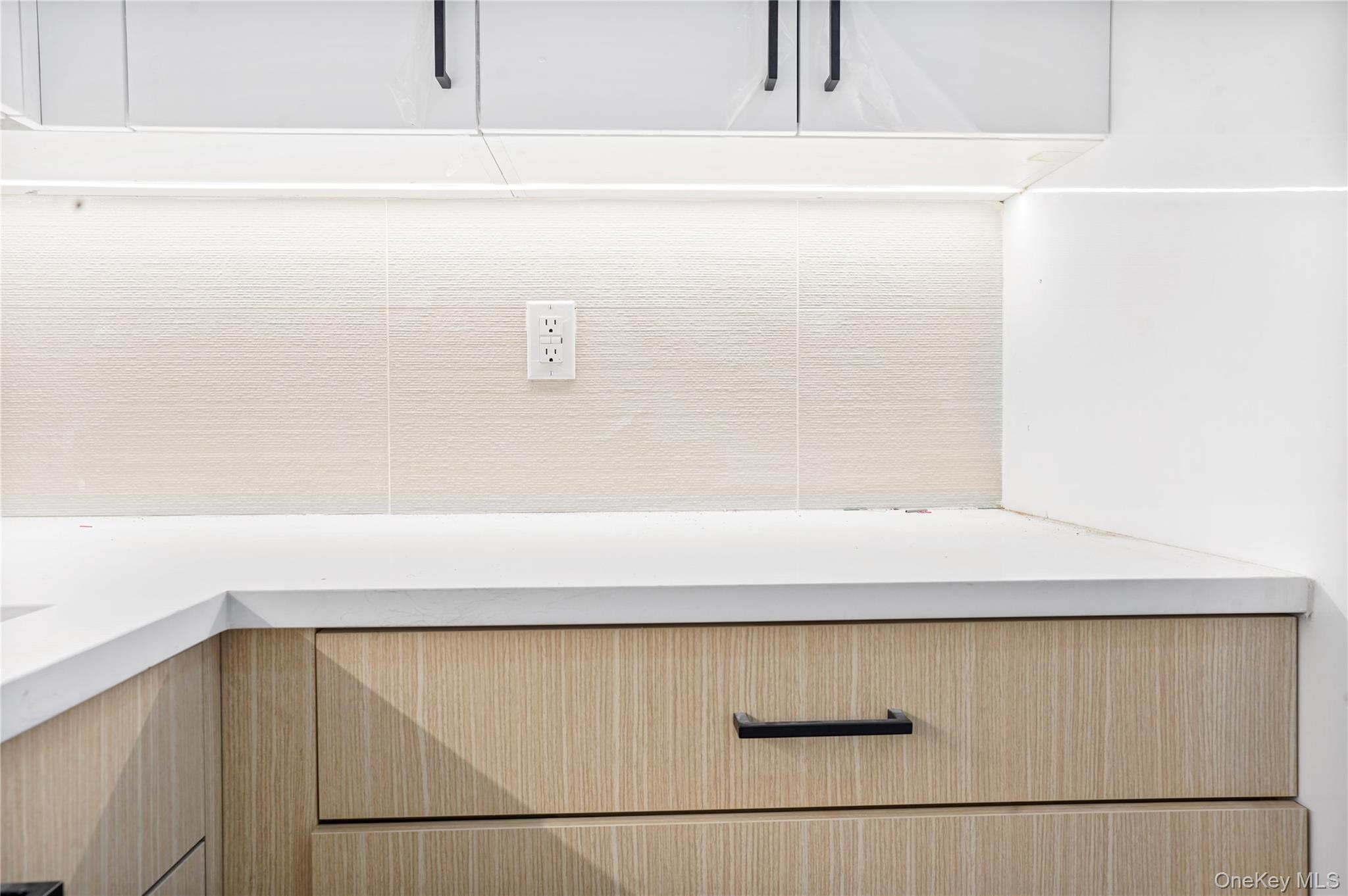 #10 photo, 376 Vernon Avenue, Бруклин ‖ Brooklyn , NY 11206