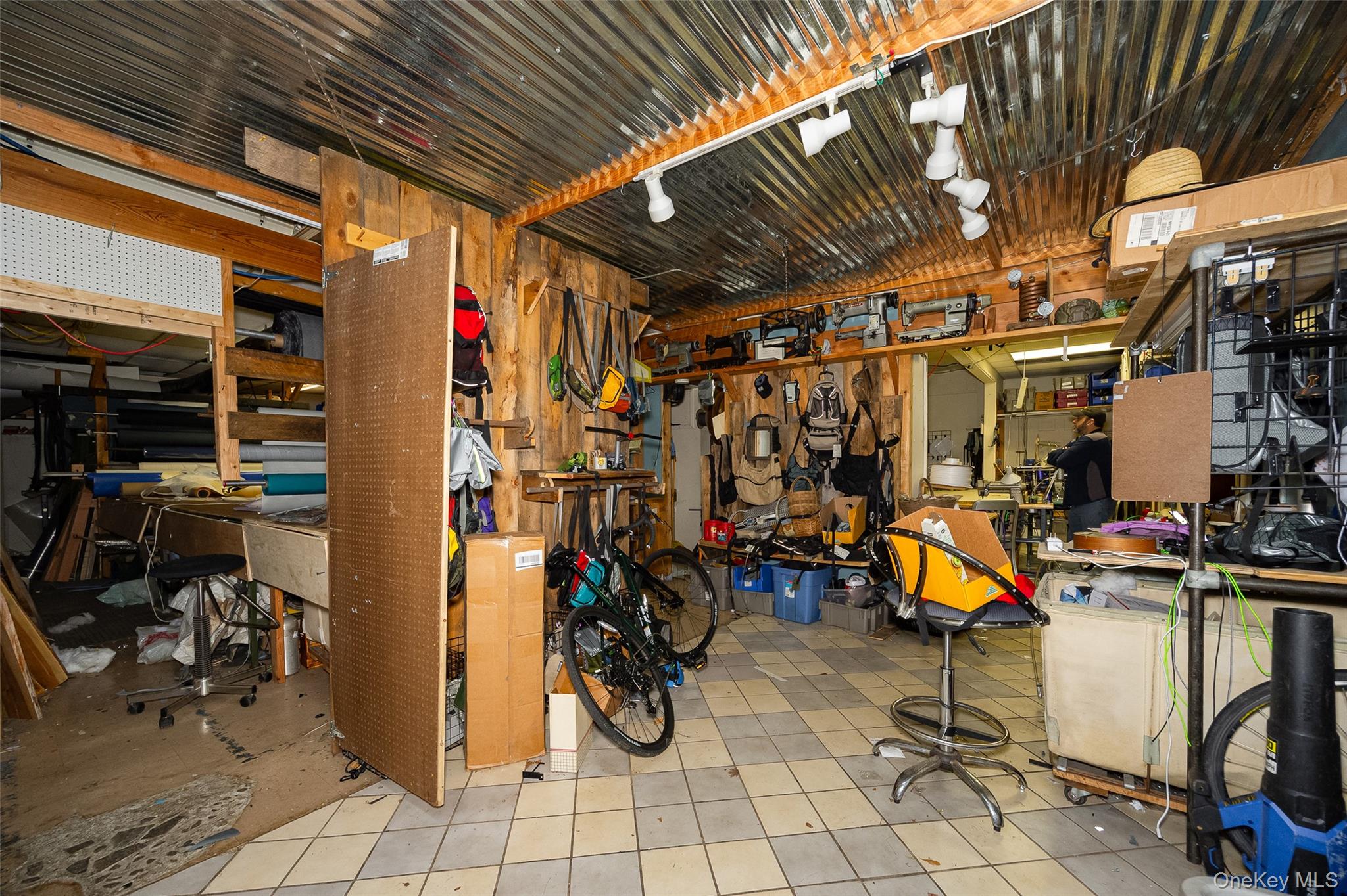 #9 photo, 81 Vineyard Avenue, Highland , NY 12528