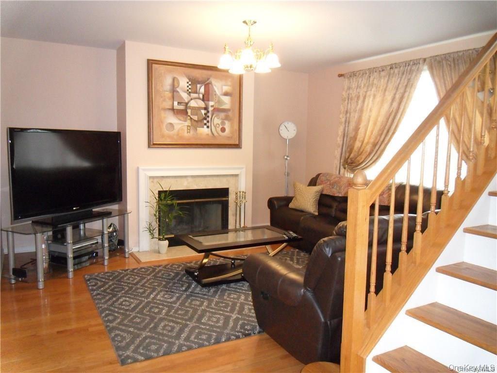 #5 photo, 6 Blackmoor Circle, Highland Mills , NY 10930