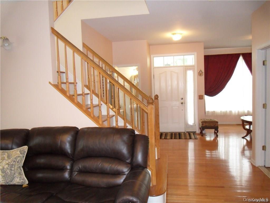 #8 photo, 6 Blackmoor Circle, Highland Mills , NY 10930