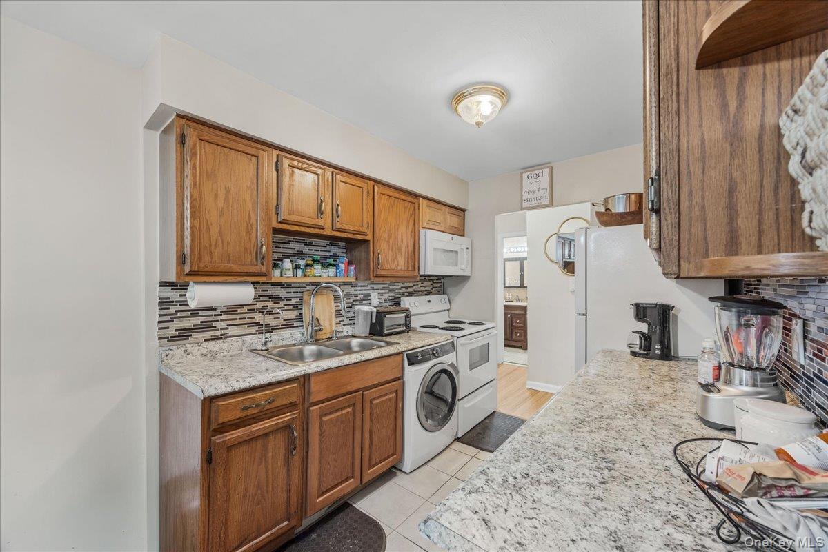 #7 photo, 782 Tuckahoe Road, Yonkers , NY 10710