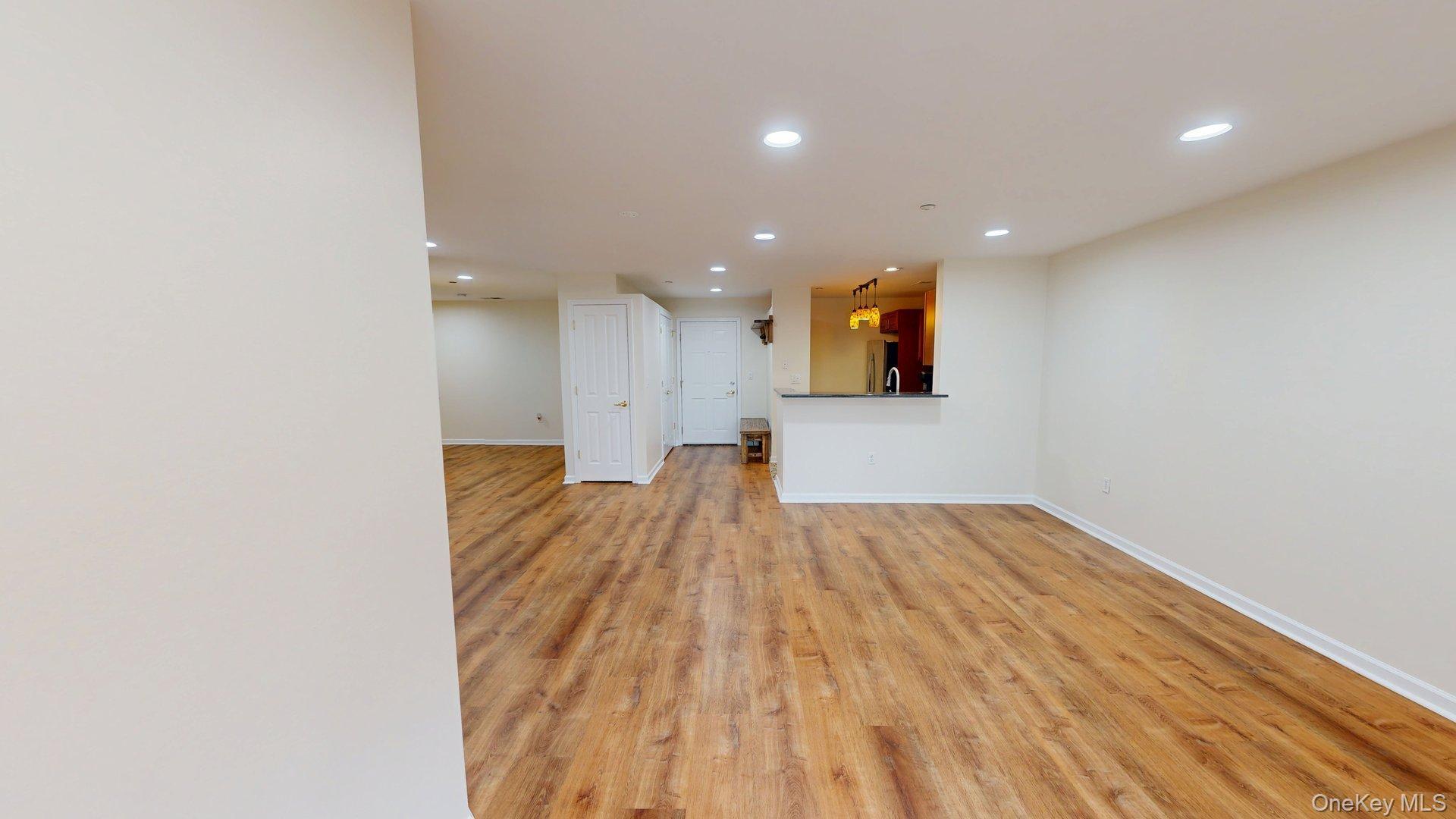 #4 photo, 1109 Round Pointe Drive, Haverstraw , NY 10927