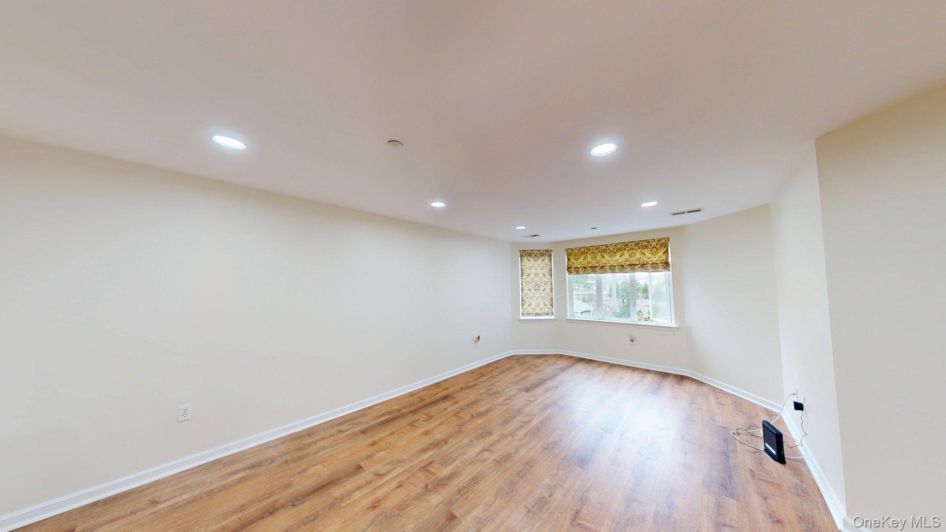 #5 photo, 1109 Round Pointe Drive, Haverstraw , NY 10927