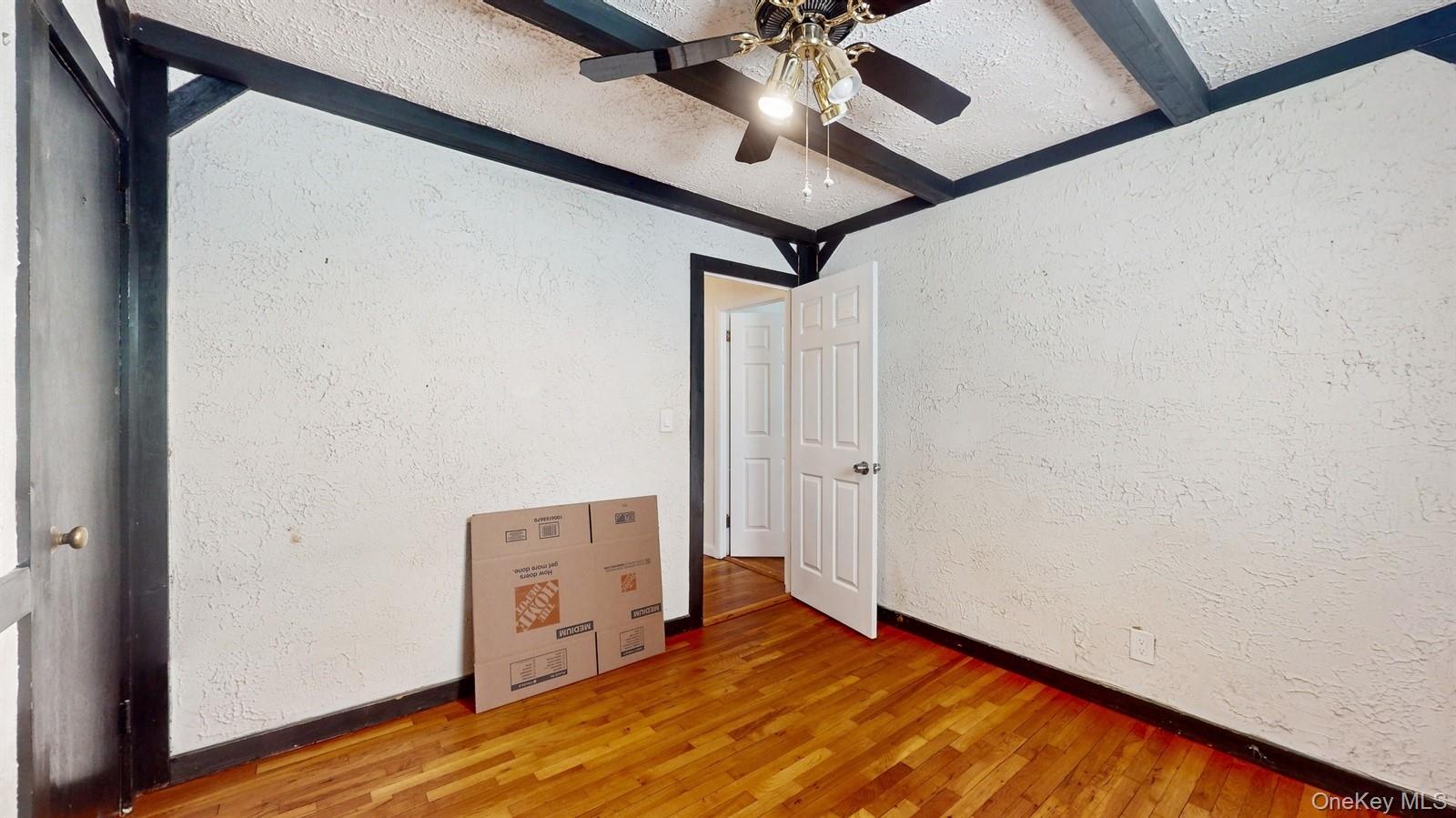 #13 photo, 10 Rumbrook Road, Elmsford , NY 10523