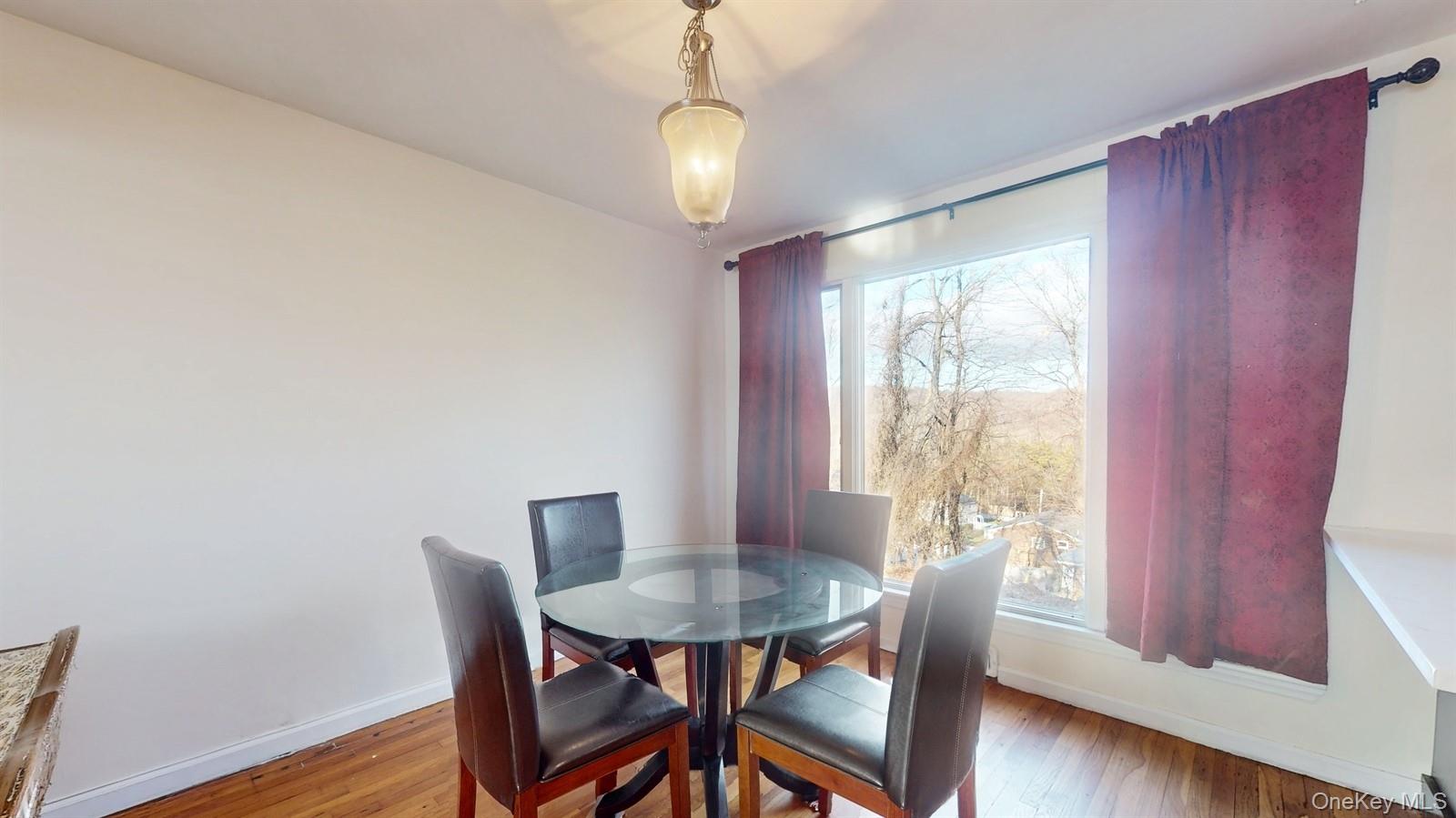 #5 photo, 10 Rumbrook Road, Elmsford , NY 10523