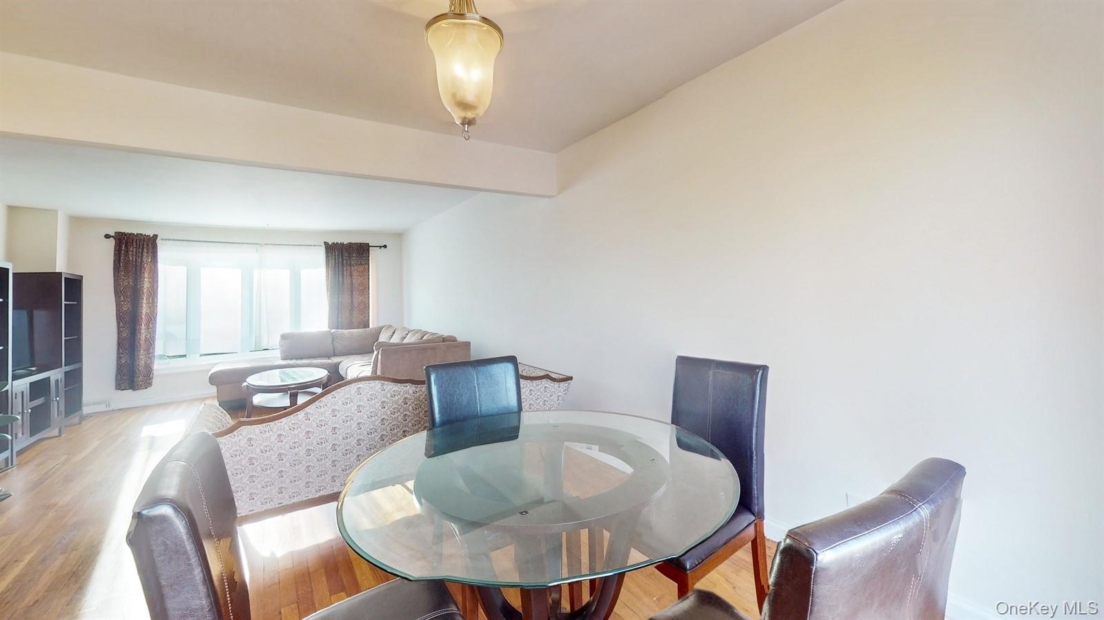 #6 photo, 10 Rumbrook Road, Elmsford , NY 10523