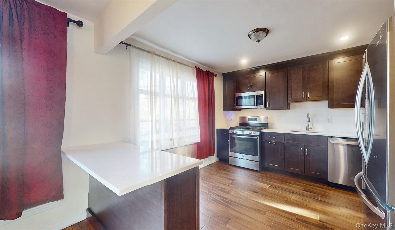 #7 photo, 10 Rumbrook Road, Elmsford , NY 10523