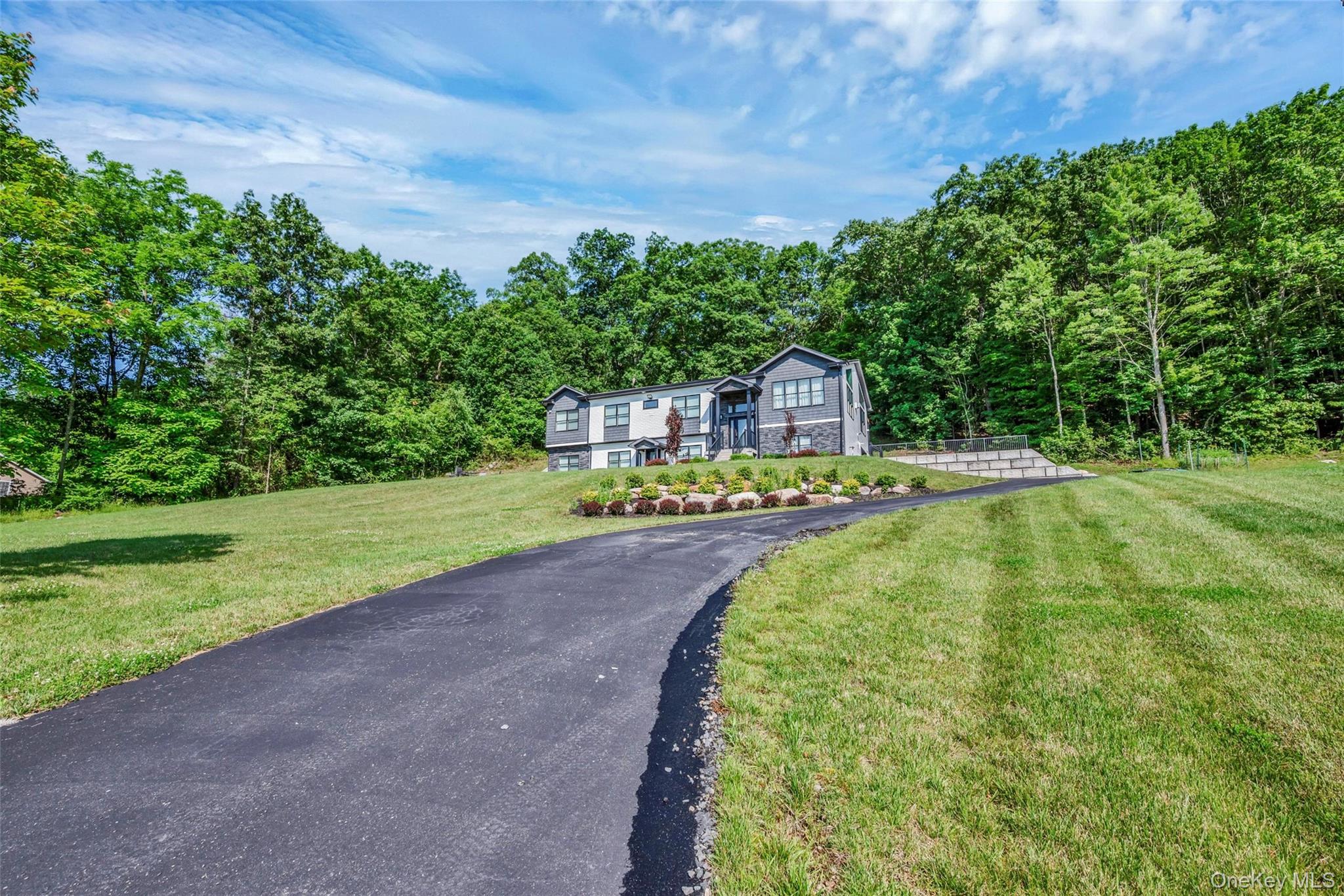 #2 photo, 31 Walnut Ridge Lane, Bloomingburg , NY 12721