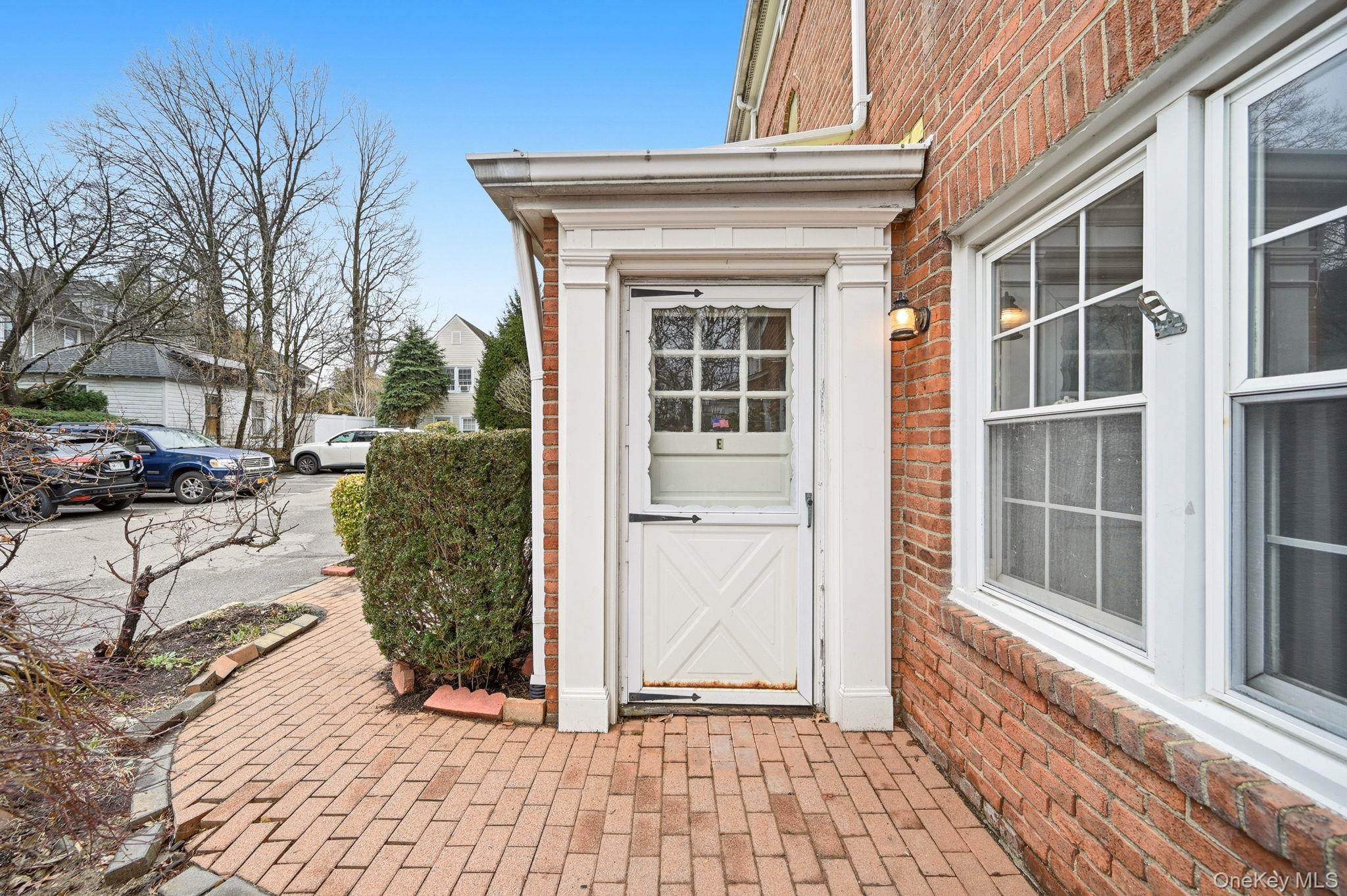 #4 photo, 61 Davis Avenue, White Plains , NY 10605