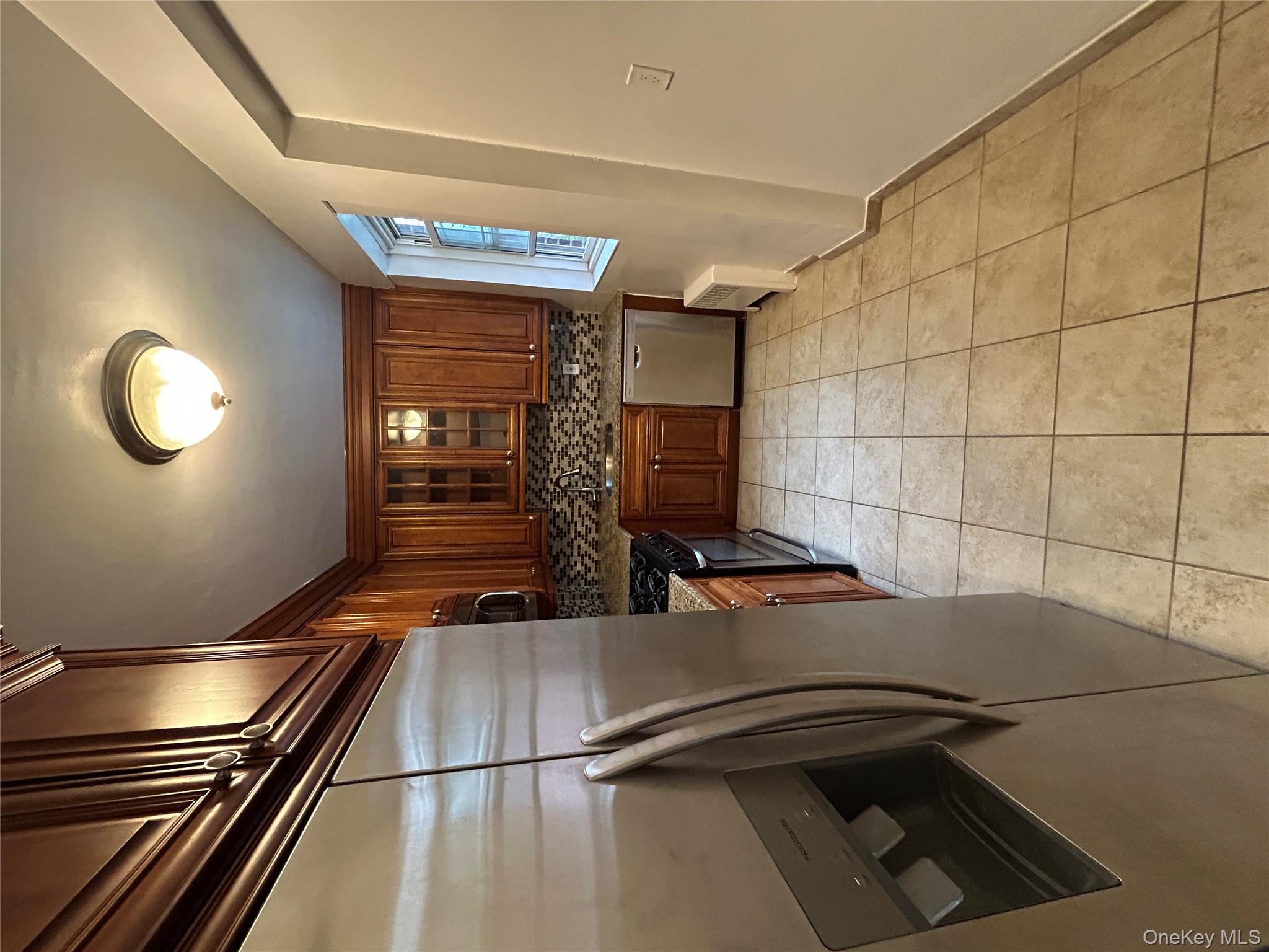 #2 photo, 230 Pelham Road, New Rochelle , NY 10805