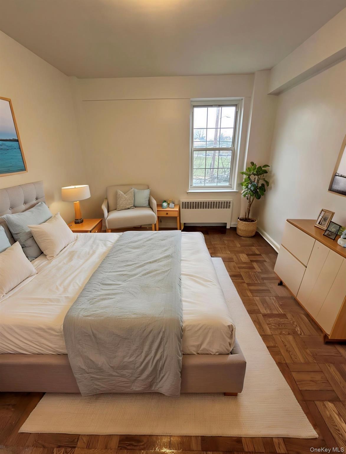 #7 photo, 230 Pelham Road, New Rochelle , NY 10805