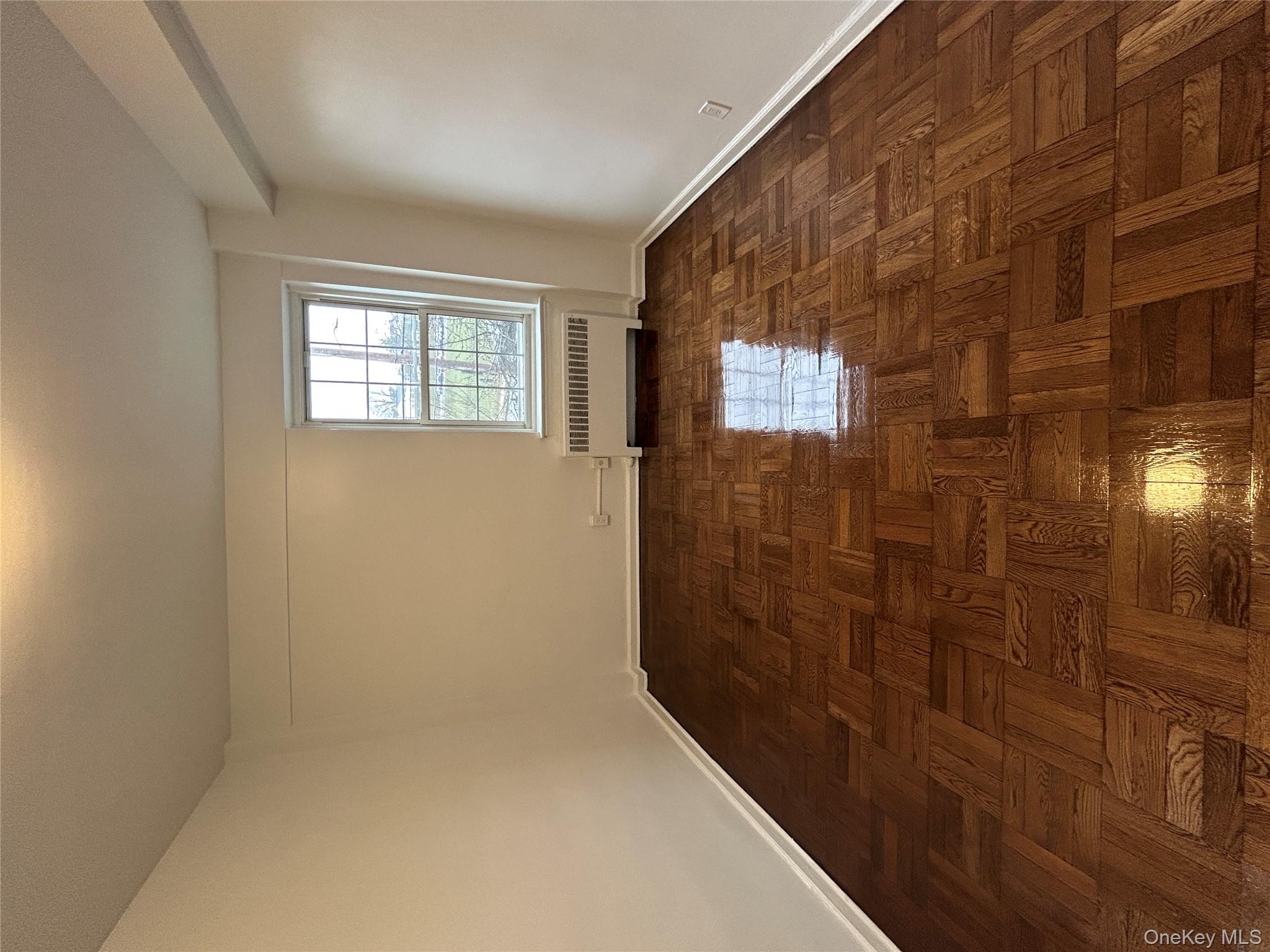 #8 photo, 230 Pelham Road, New Rochelle , NY 10805