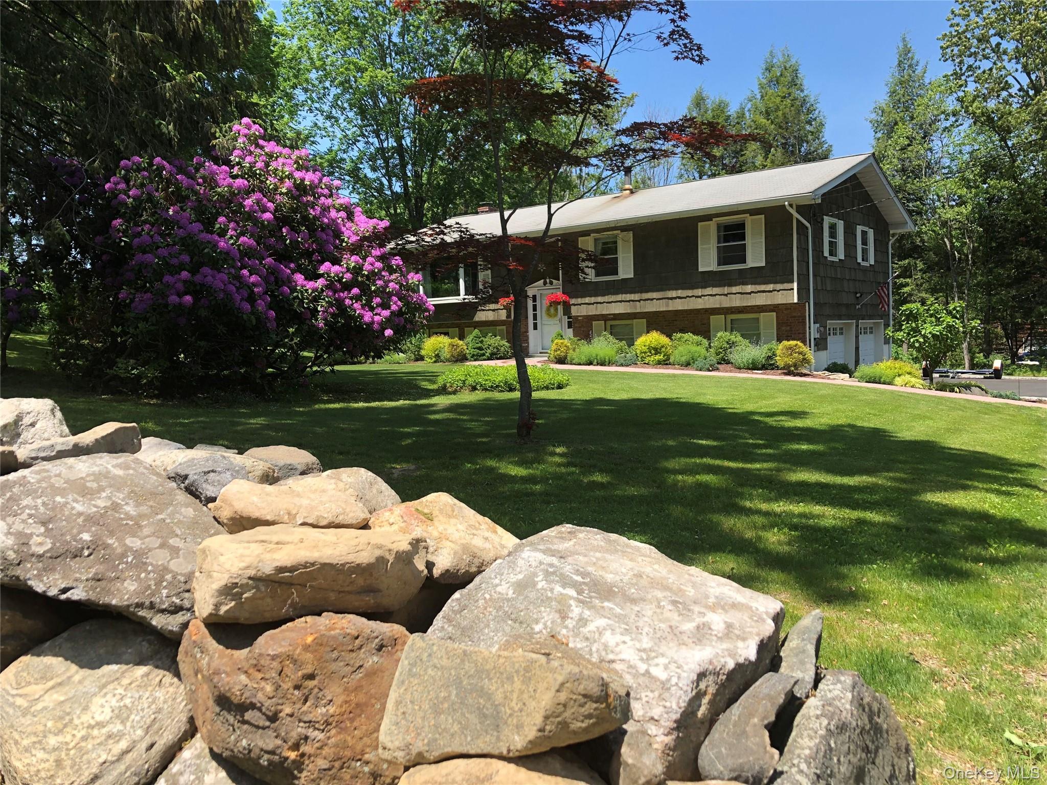 #1 photo, 47 Deans Bridge Road, Somers , NY 10589