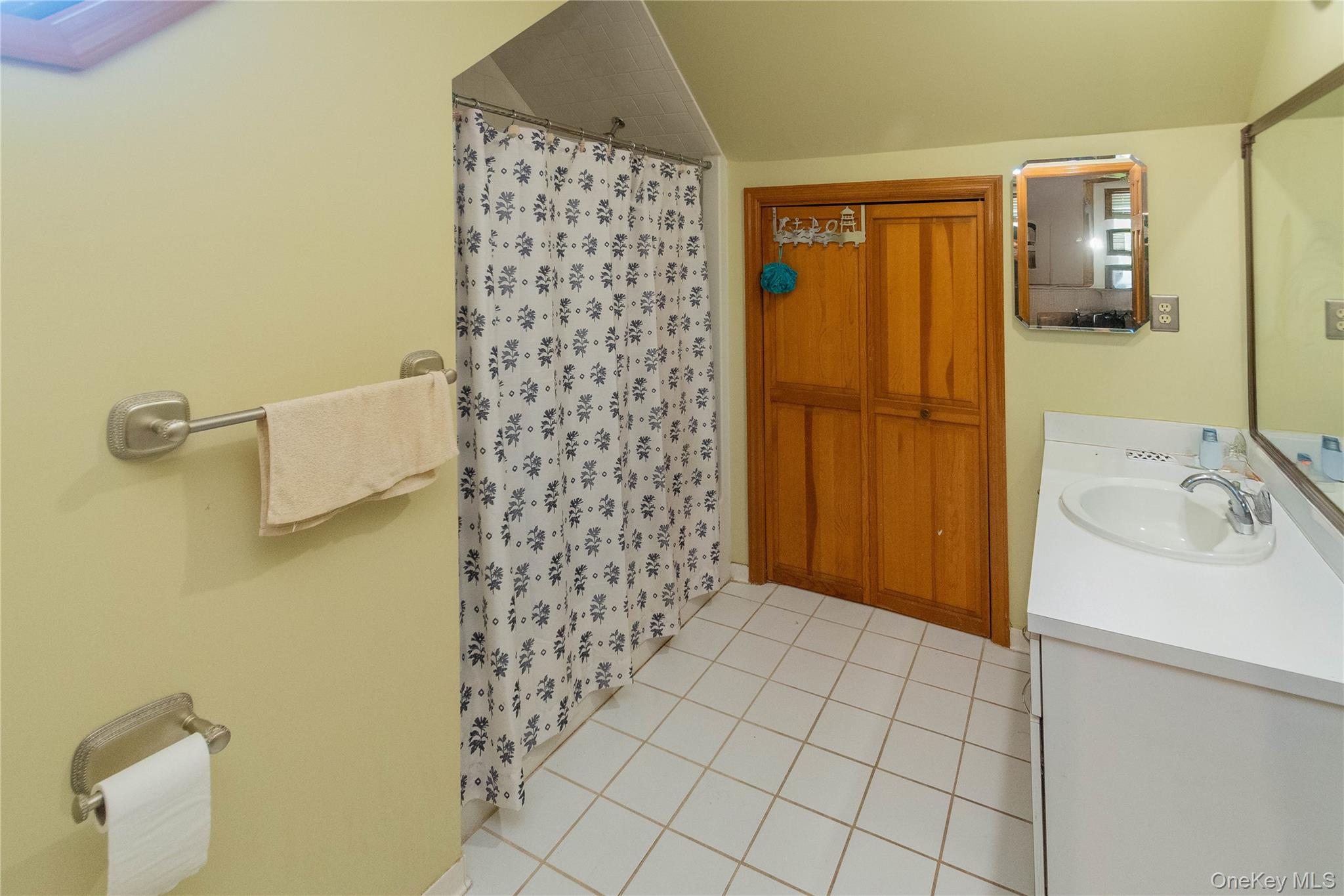 #18 photo, 1 Far Horizons Drive, Newburgh , NY 12550