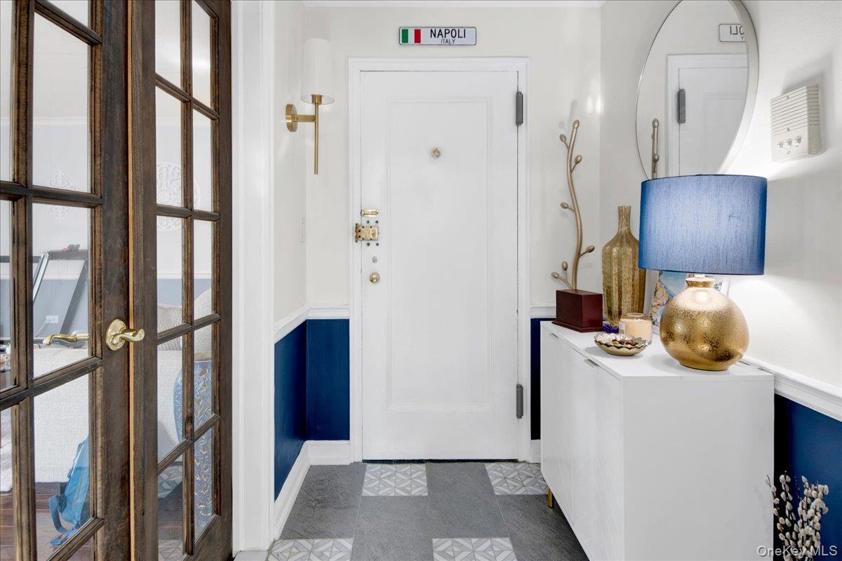 #4 photo, 3 Sentry Place, Scarsdale , NY 10583