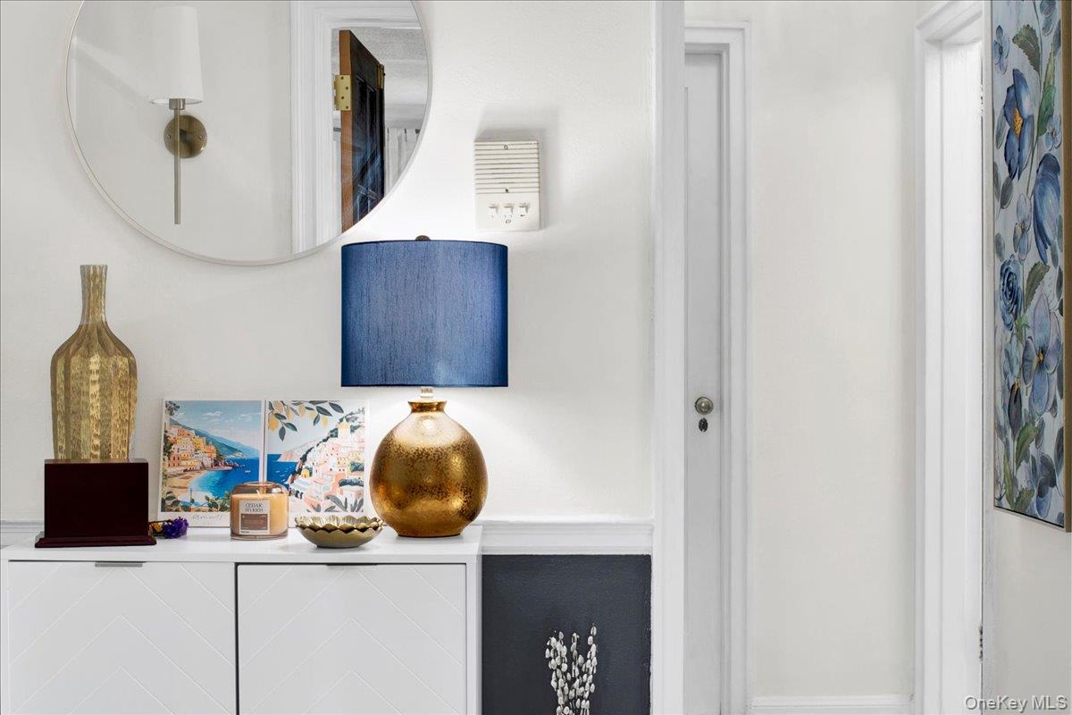 #5 photo, 3 Sentry Place, Scarsdale , NY 10583