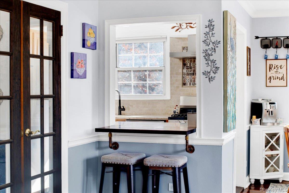 #8 photo, 3 Sentry Place, Scarsdale , NY 10583