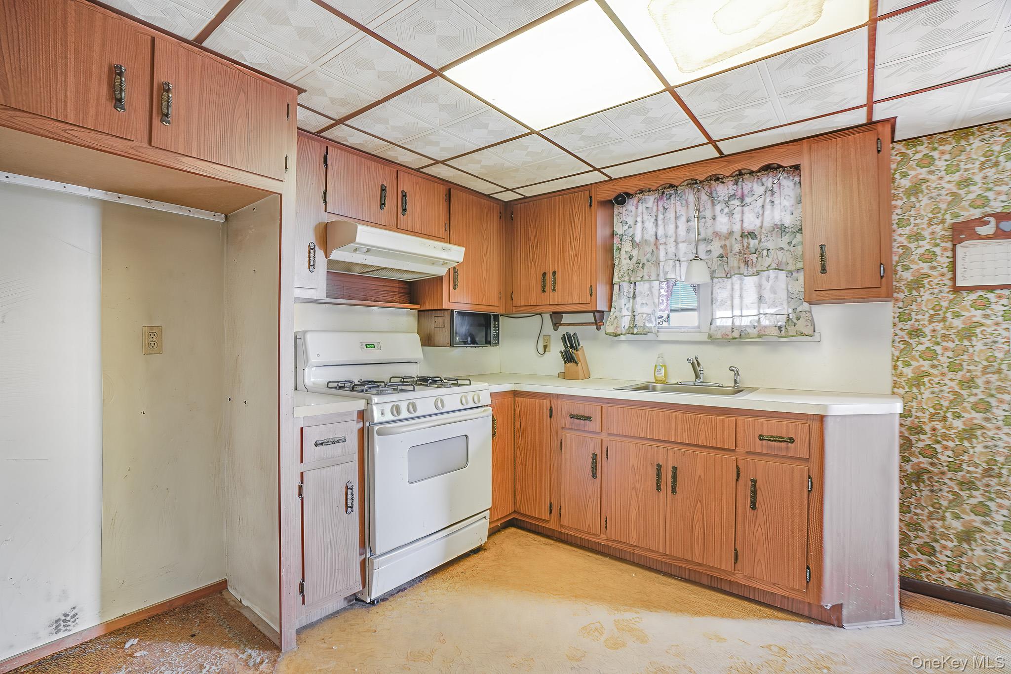 #10 photo, 45 Orchard Street, Marlboro , NY 12542