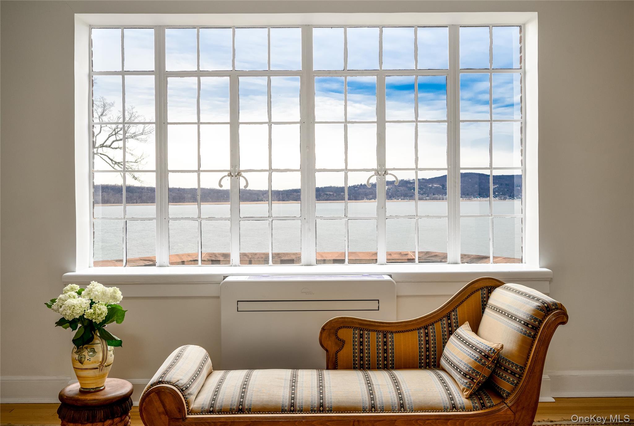 #7 photo, 100 Ardsley Avenue, Irvington , NY 10533