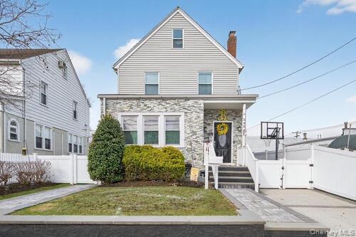 #1 photo, 545 Marcellus Road, নাসাউ কাউন্টি Williston Park , NY 11596