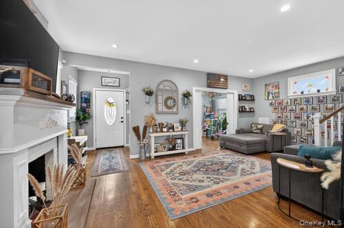 #6 photo, 545 Marcellus Road, নাসাউ কাউন্টি Williston Park , NY 11596