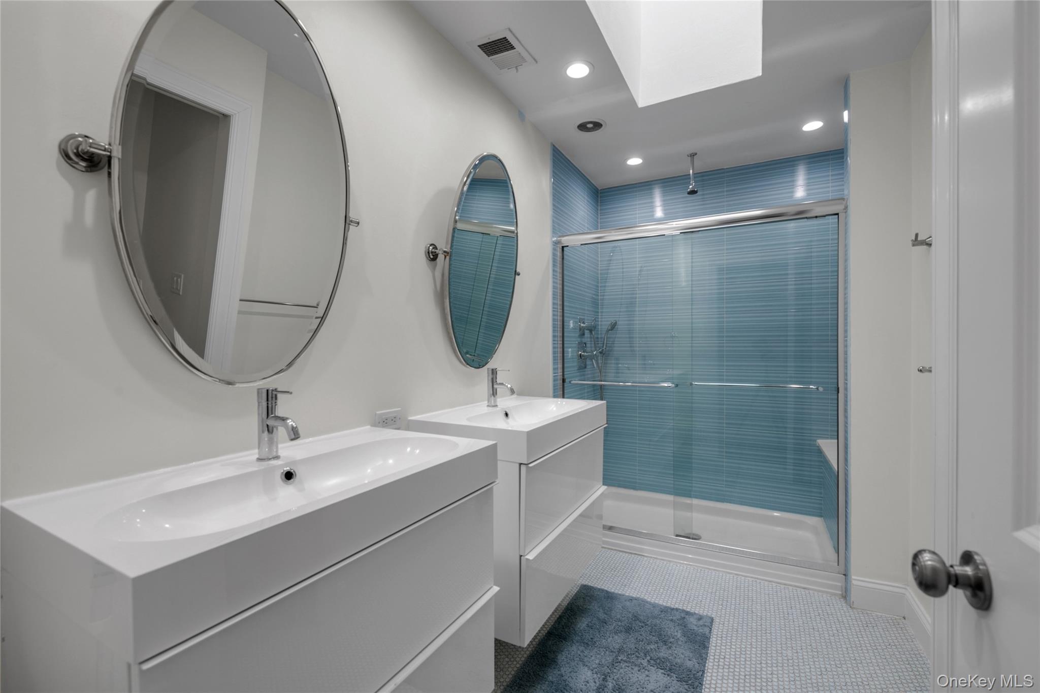 #16 photo, 51 Foxwood Drive, নাসাউ কাউন্টি Jericho , NY 11753