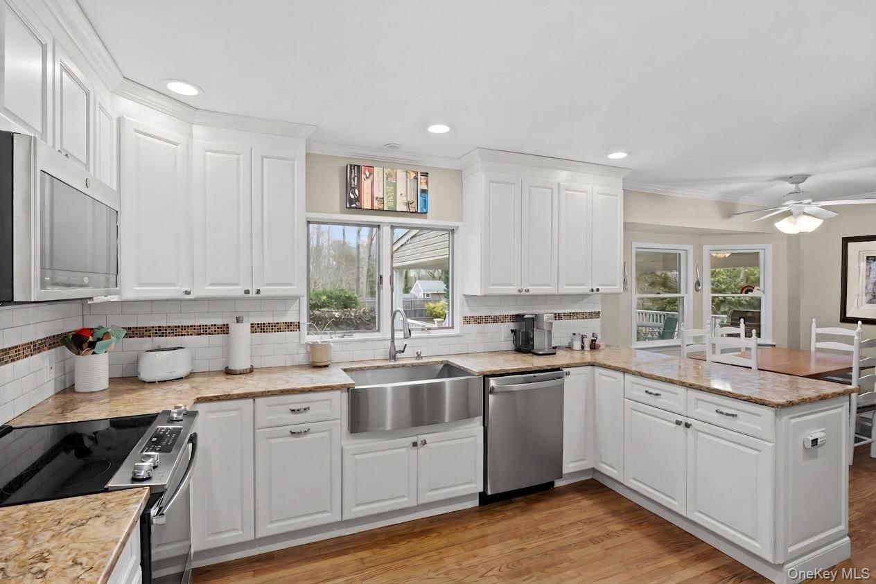 #12 photo, 3 Townsend Court, সাফোক কাউন্টি Setauket , NY 11733