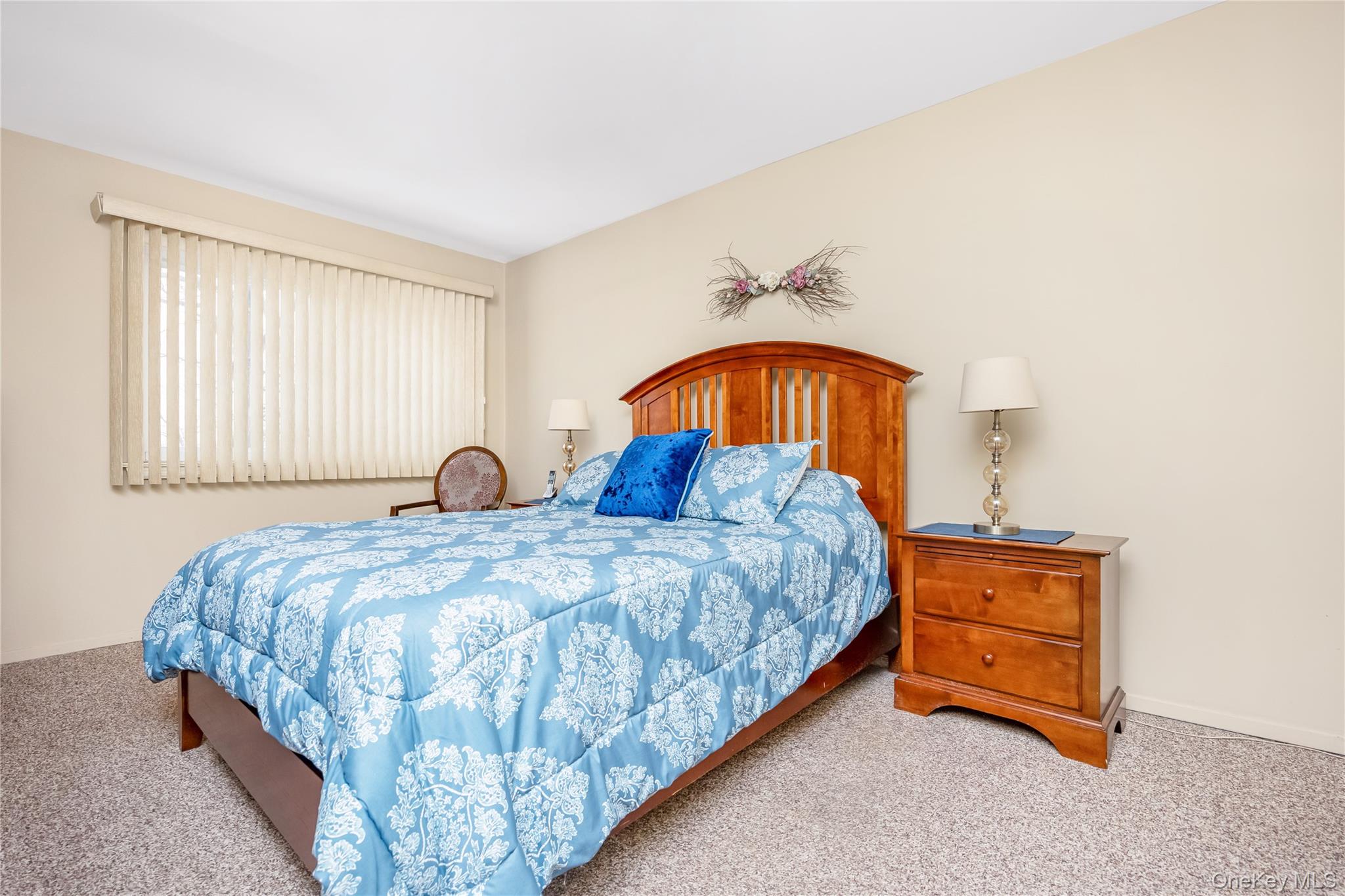 #17 photo, 8 Town House Drive, নাসাউ কাউন্টি Massapequa Park , NY 11762