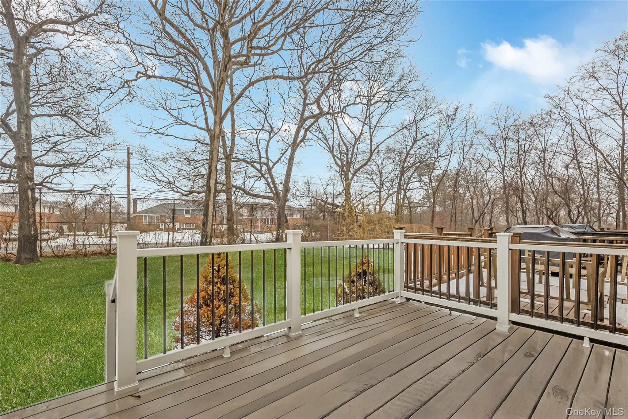 #3 photo, 8 Town House Drive, নাসাউ কাউন্টি Massapequa Park , NY 11762