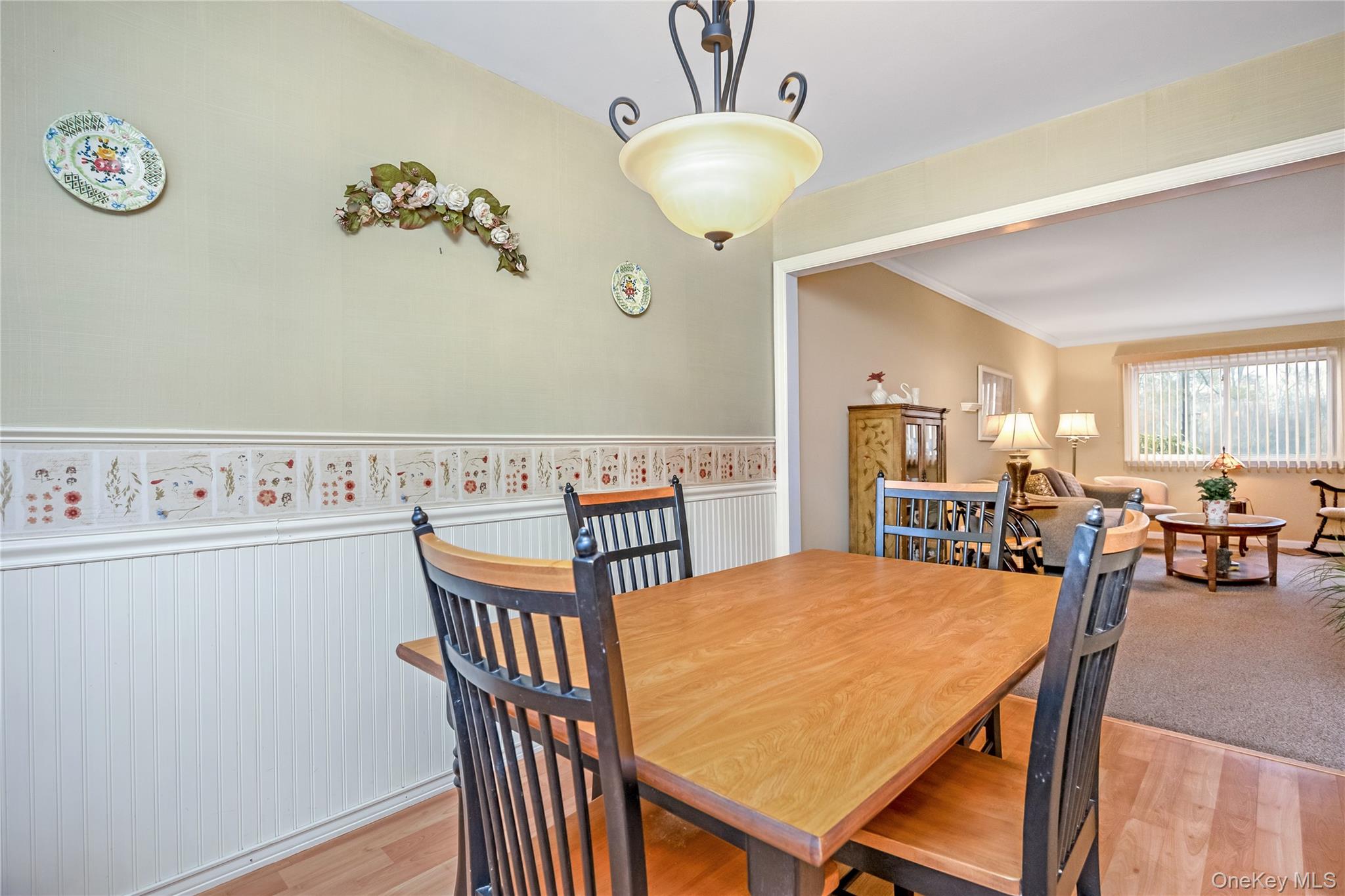 #9 photo, 8 Town House Drive, নাসাউ কাউন্টি Massapequa Park , NY 11762