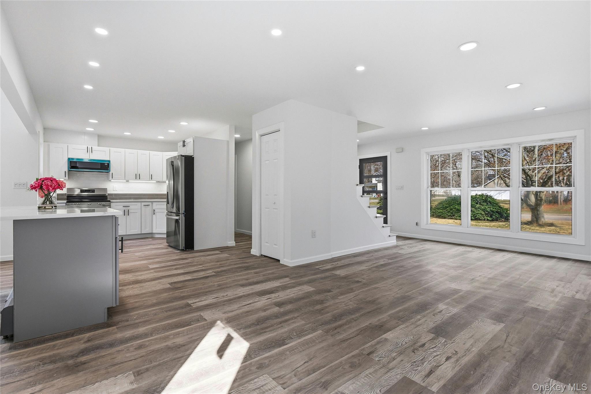 #11 photo, 56 Pennaquid Road, 東長島 科勒姆 Coram , NY 11727