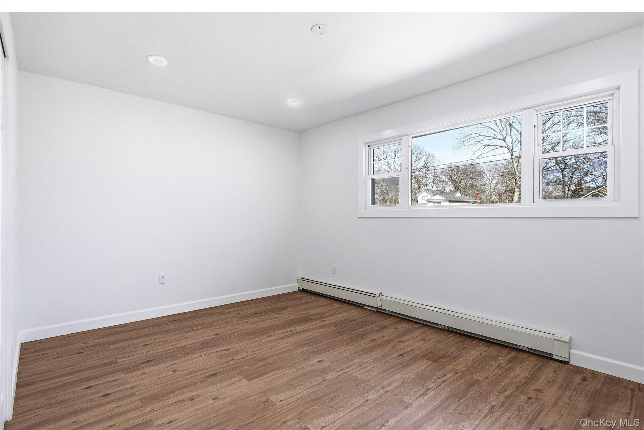 #17 photo, 56 Pennaquid Road, 東長島 科勒姆 Coram , NY 11727