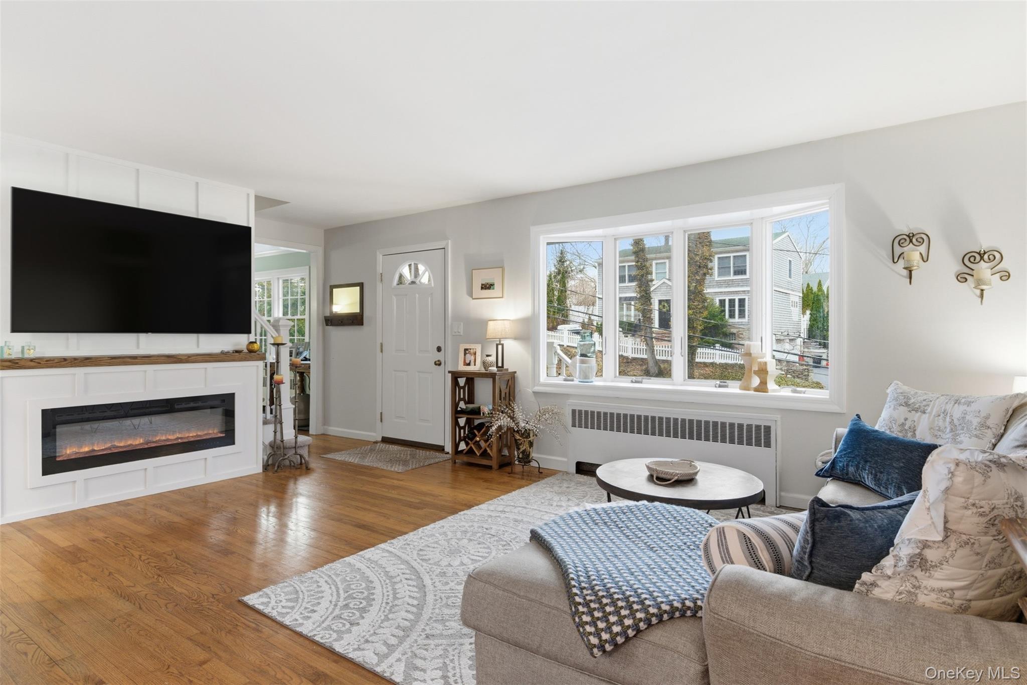 #3 photo, 319 Jefferson Street, সাফোক কাউন্টি Centerport , NY 11721