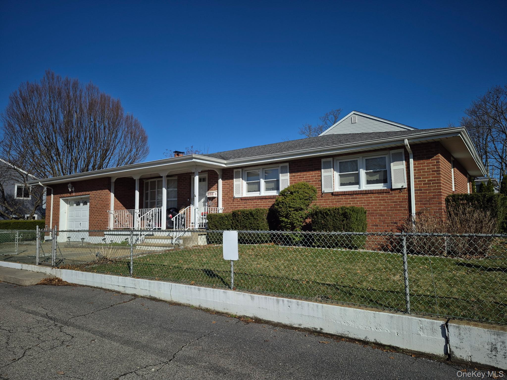 #1 photo, 7 1st Avenue, নাসাউ কাউন্টি Bayville , NY 11709