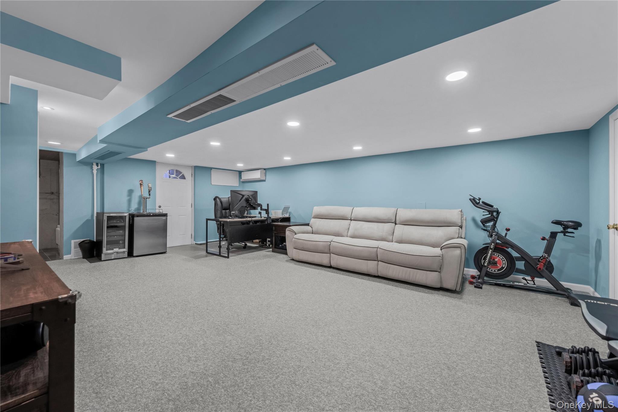 #16 photo, 64-72 84th Place, কুইন্‌স Middle Village , NY 11379