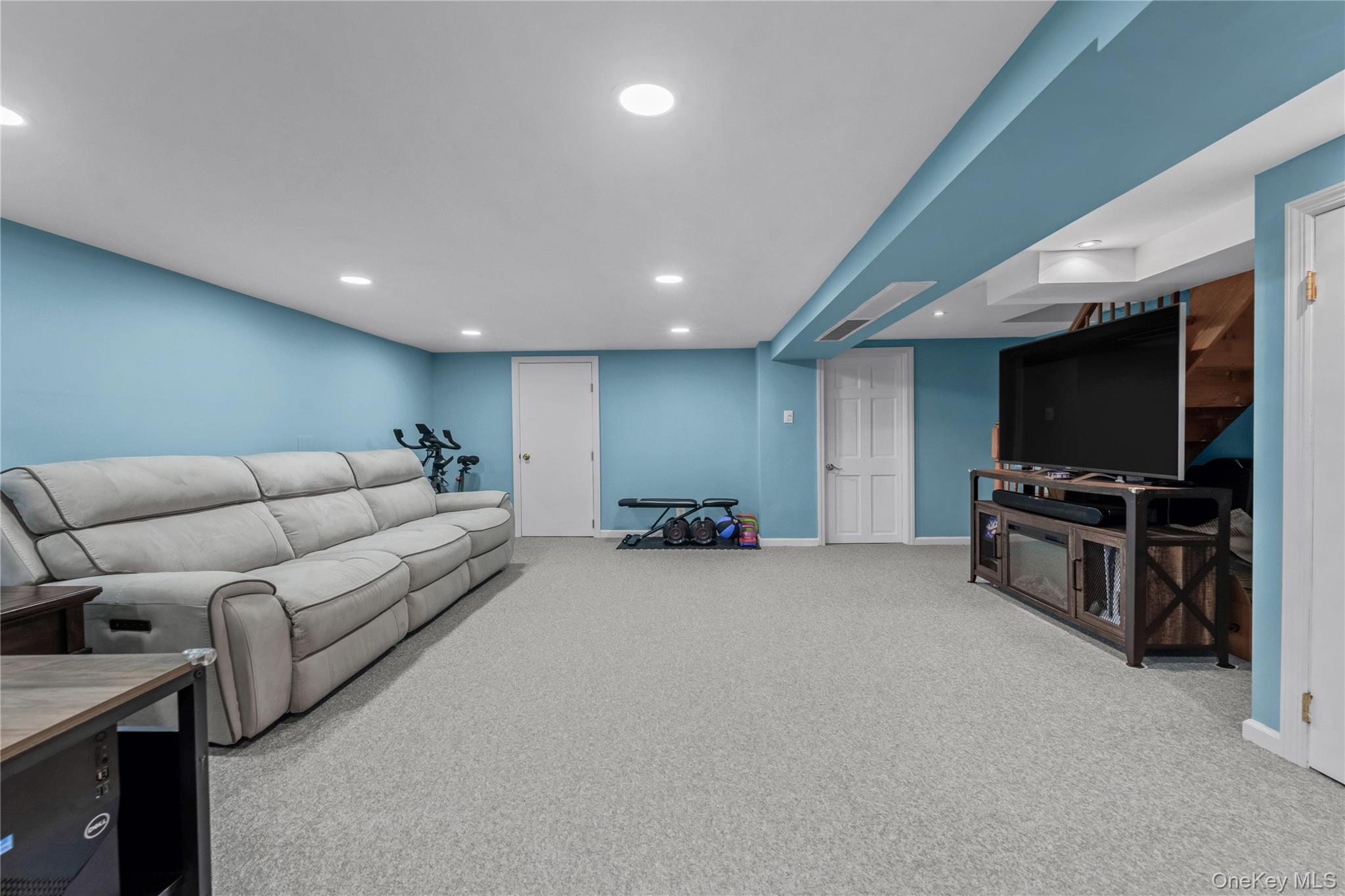 #17 photo, 64-72 84th Place, কুইন্‌স Middle Village , NY 11379