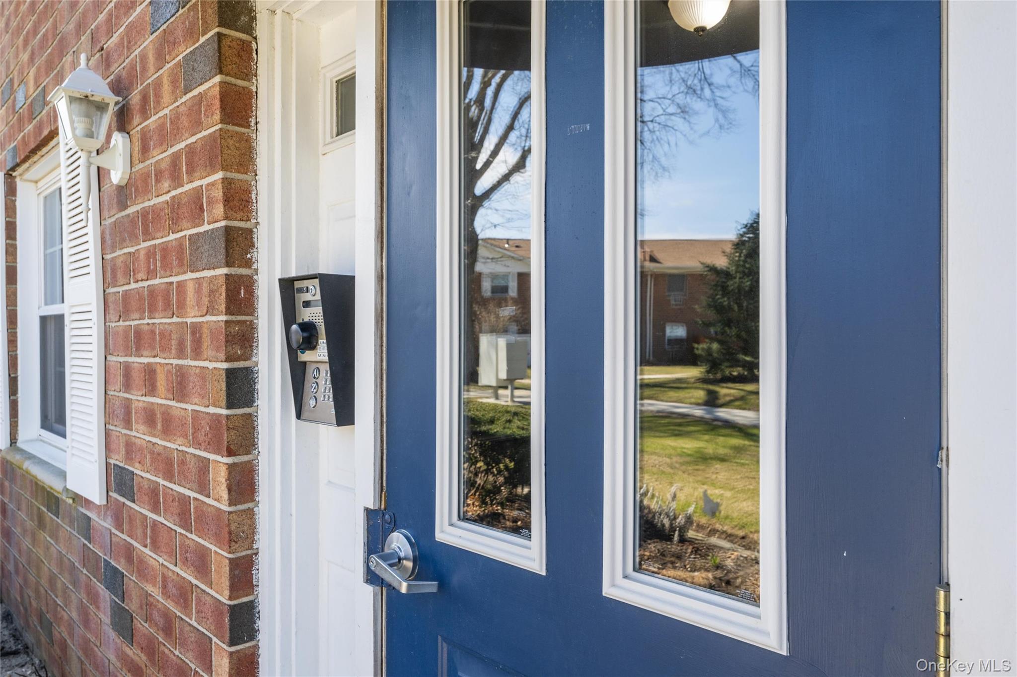 #3 photo, 460 Old Town Road, সাফোক কাউন্টি Port Jefferson Station , NY 11776