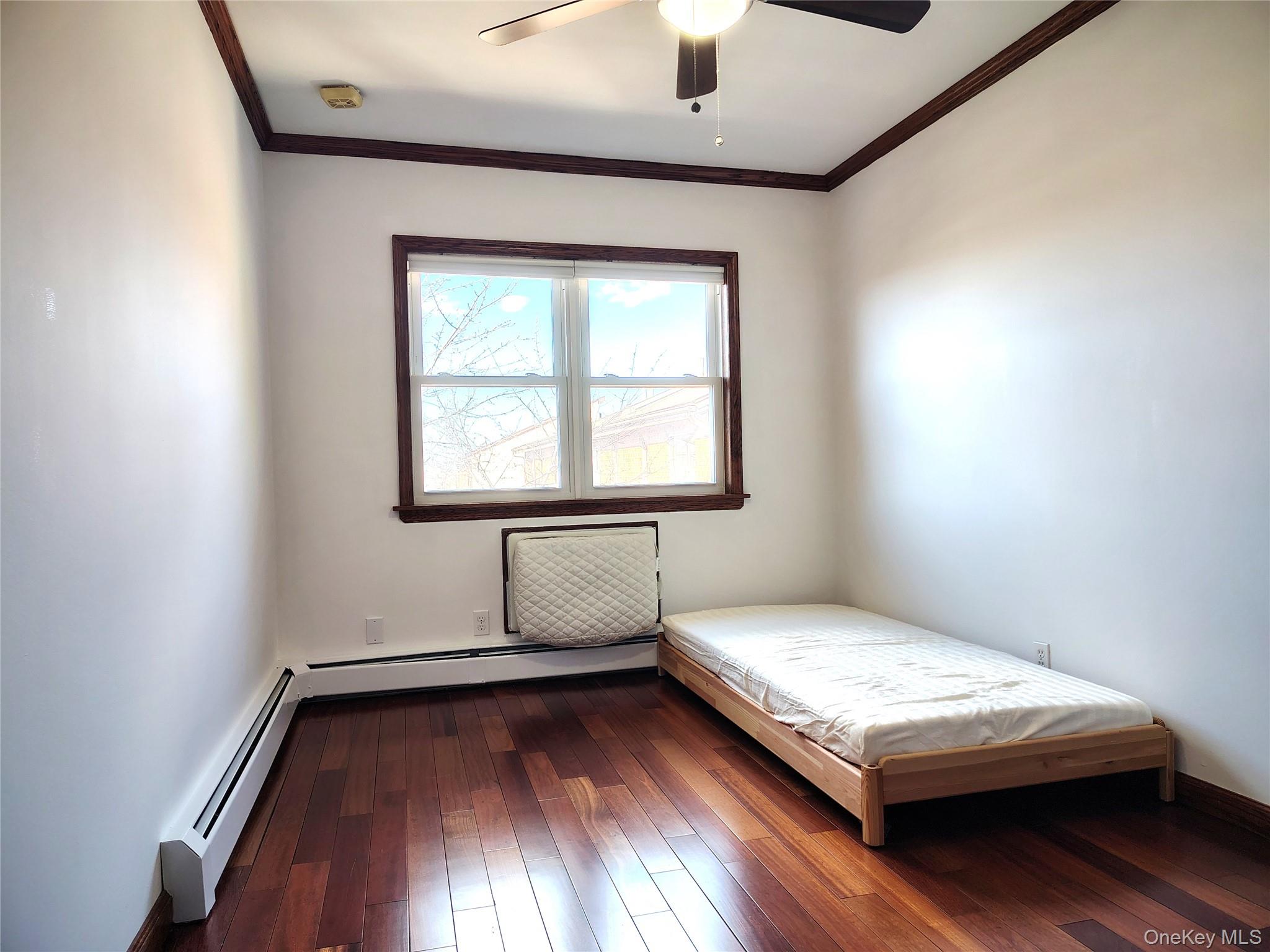 #11 photo, 120-19 Ketch Court, কুইন্‌স College Point , NY 11356