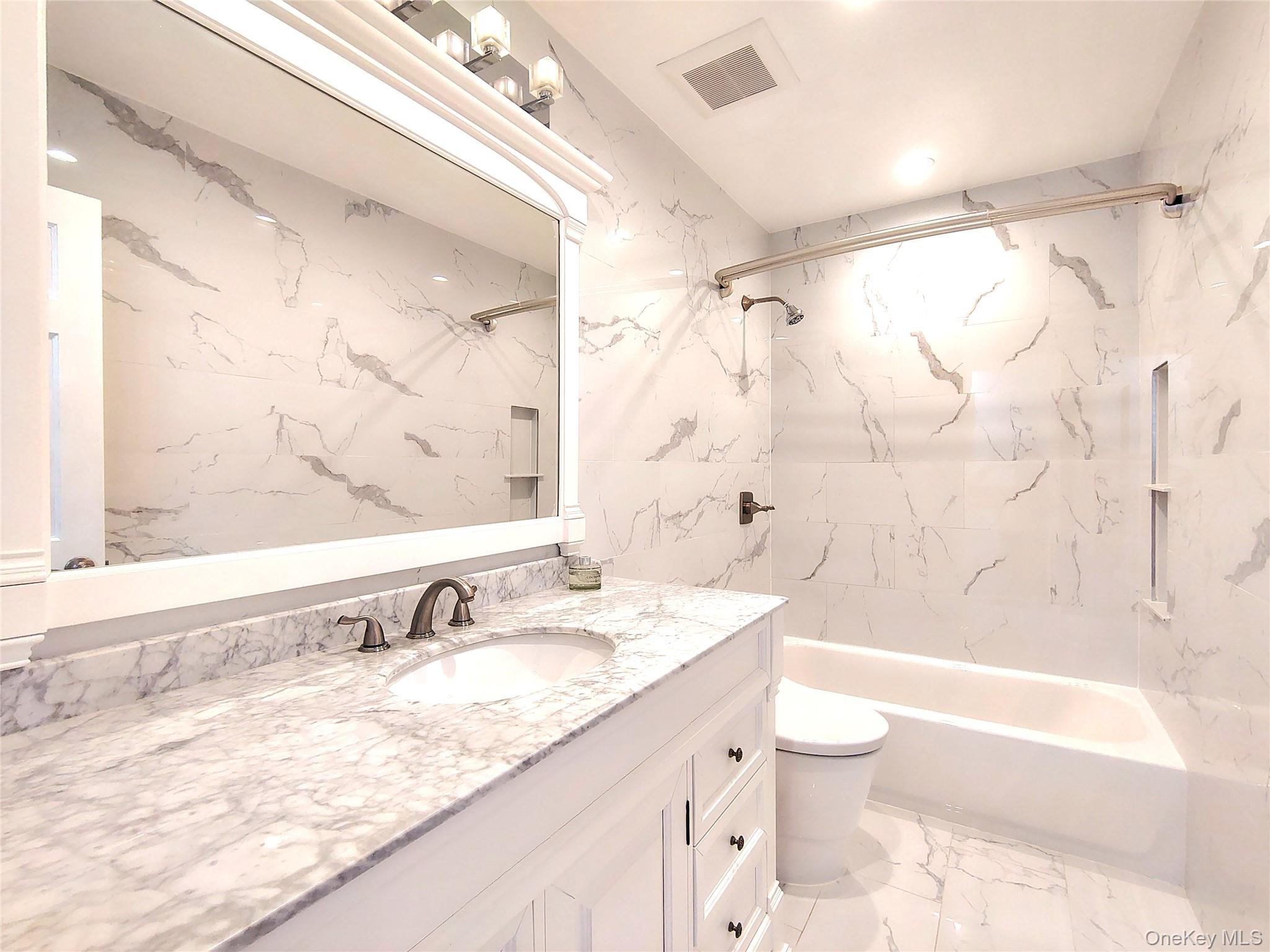 #15 photo, 120-19 Ketch Court, কুইন্‌স College Point , NY 11356