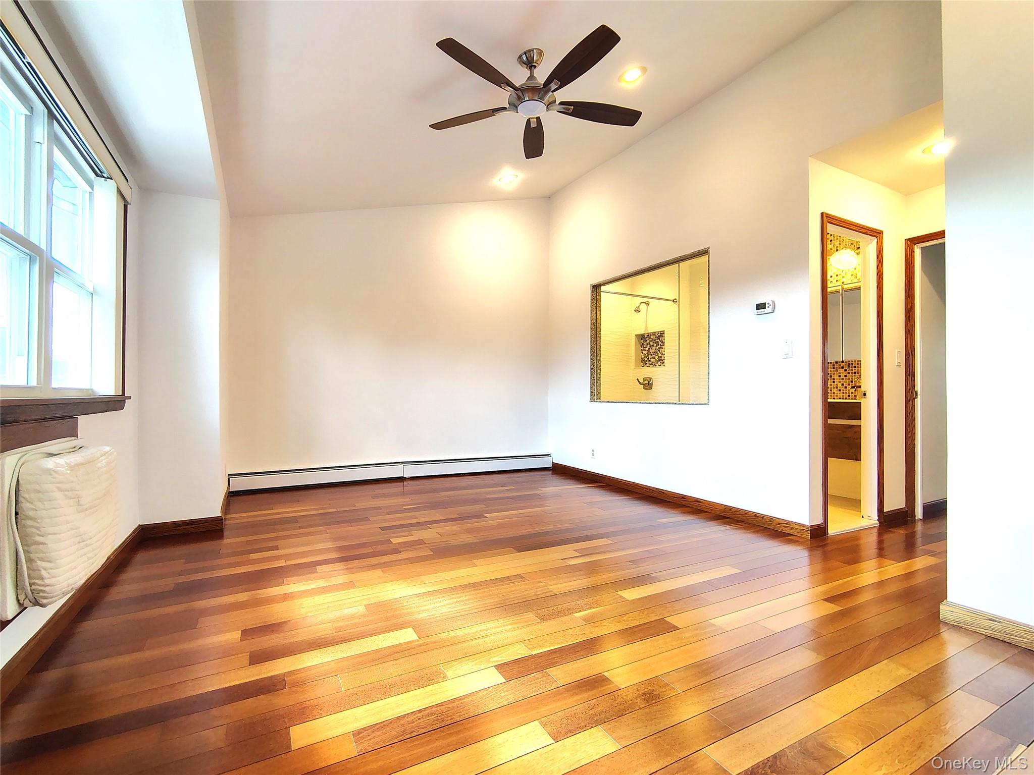 #9 photo, 120-19 Ketch Court, কুইন্‌স College Point , NY 11356