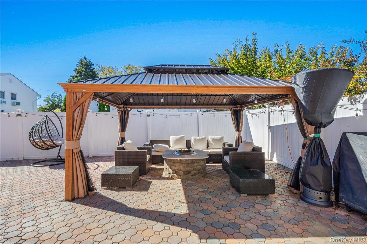 #5 photo, 3822 Greentree Drive, 롱 아일랜드 Oceanside , NY 11572